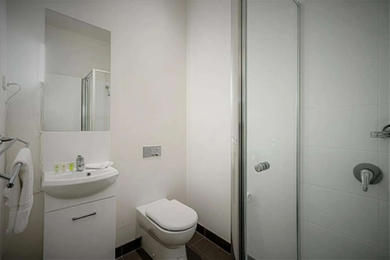 Bathroom in Kryal Castle Ballarat