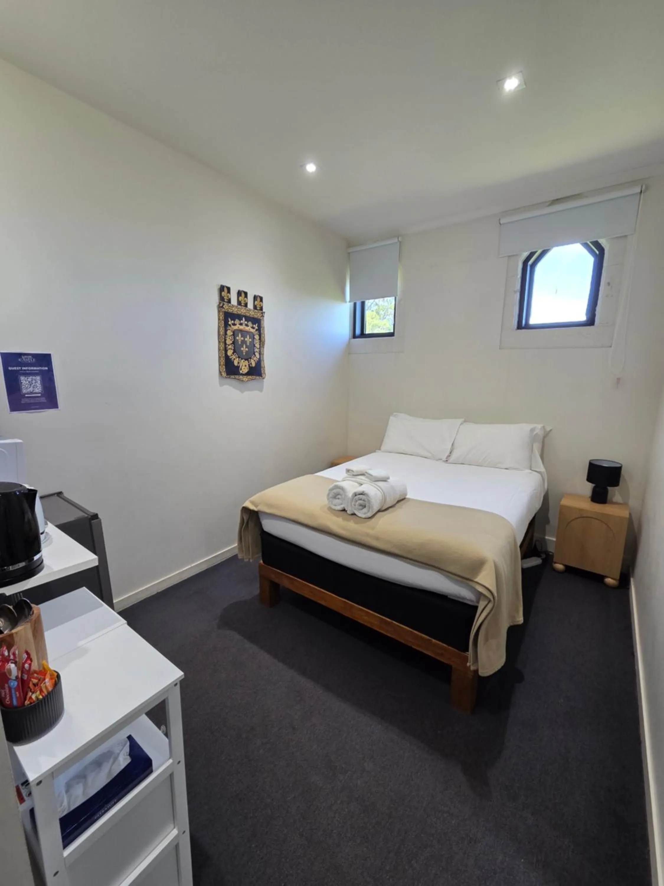 Bed in Big4 Kryal Castle Holiday Park Ballarat