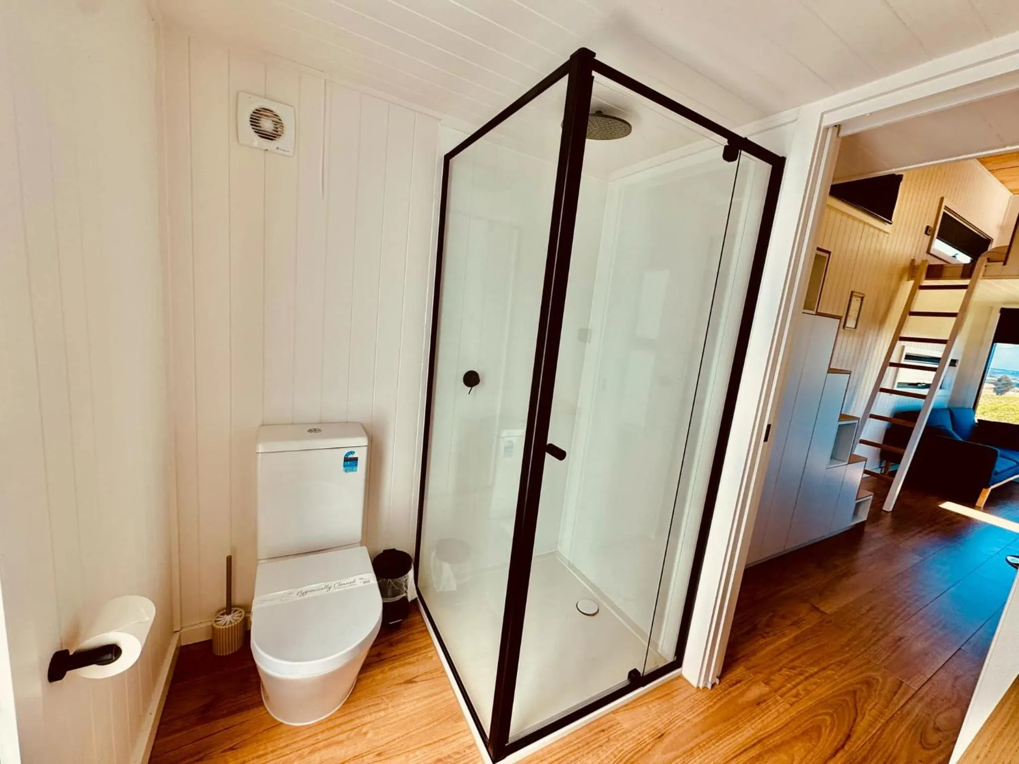 Shower in Kryal Castle Ballarat