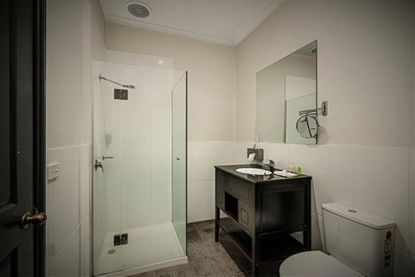 Shower in Kryal Castle Ballarat