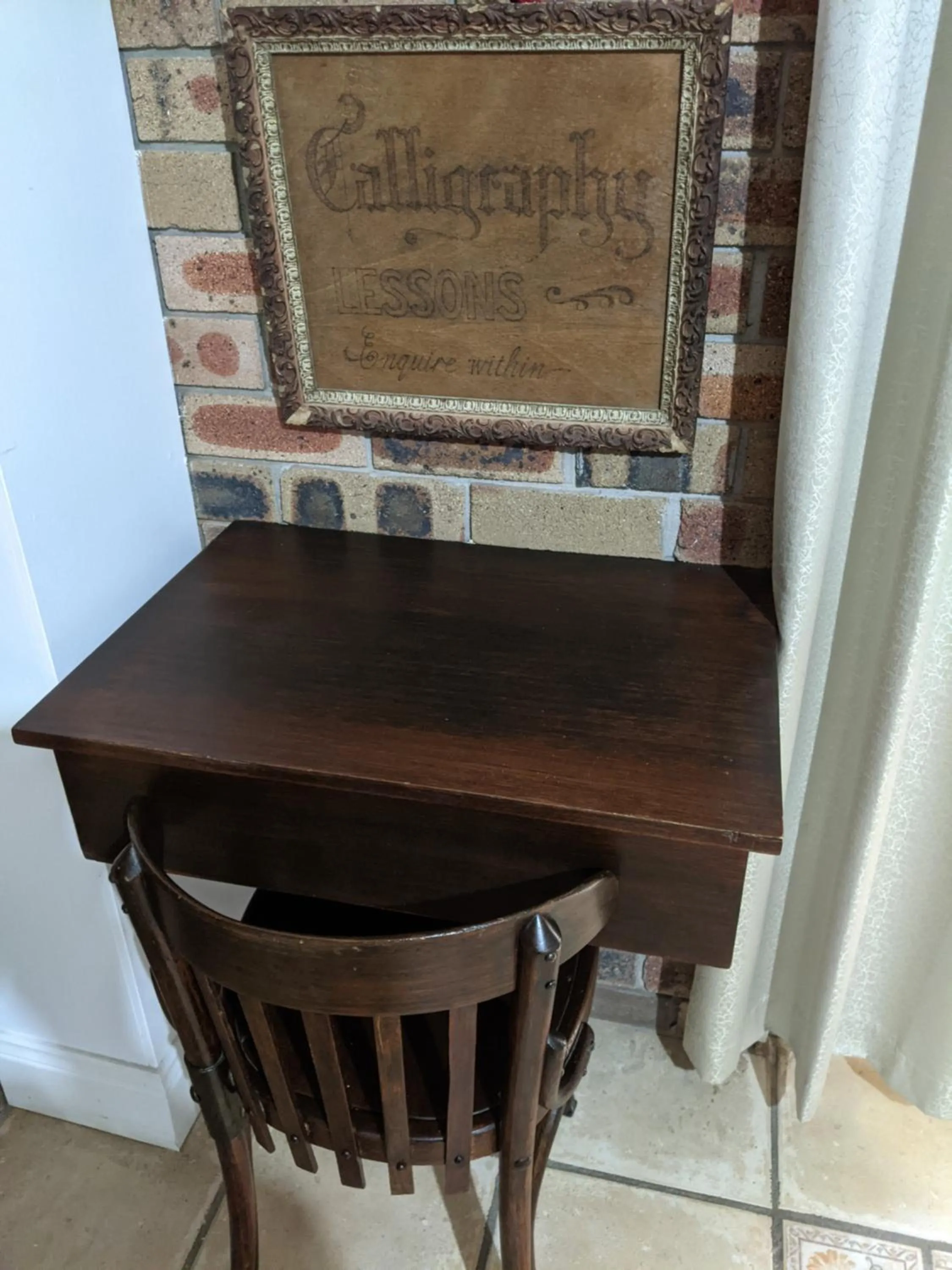 Decorative detail in Ettalong Beach Tourist Resort