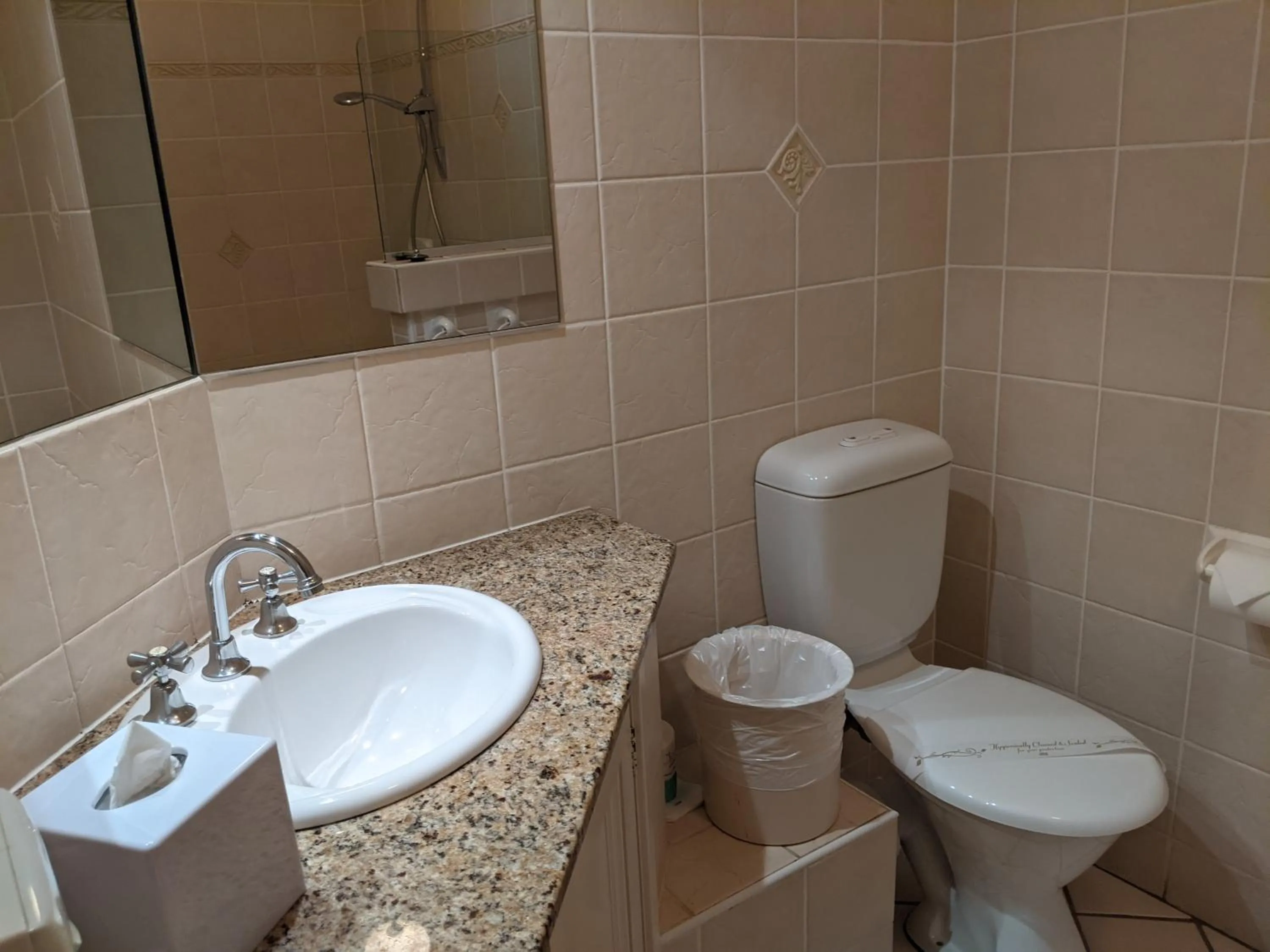 Bathroom in Ettalong Beach Tourist Resort