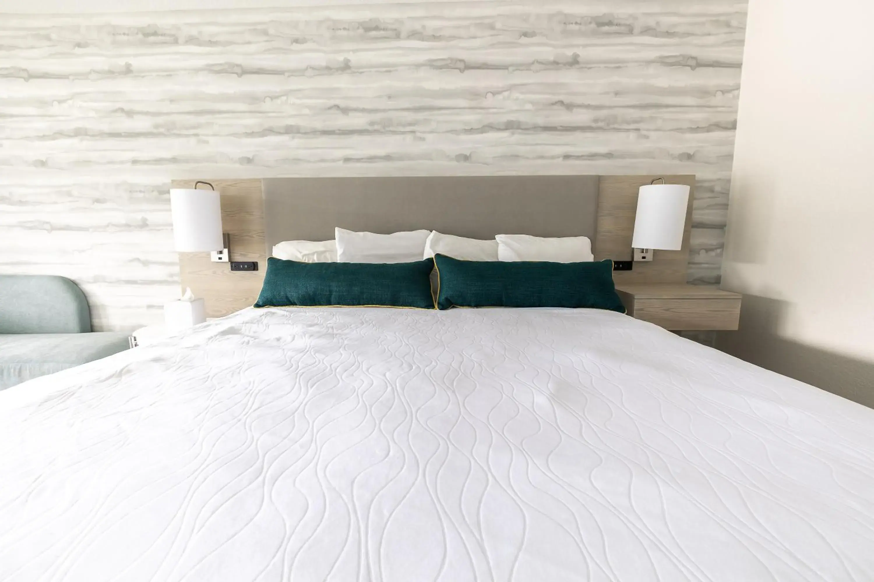 Deluxe King Room in Jot's Resort Deluxe King Room in Jot's Resort