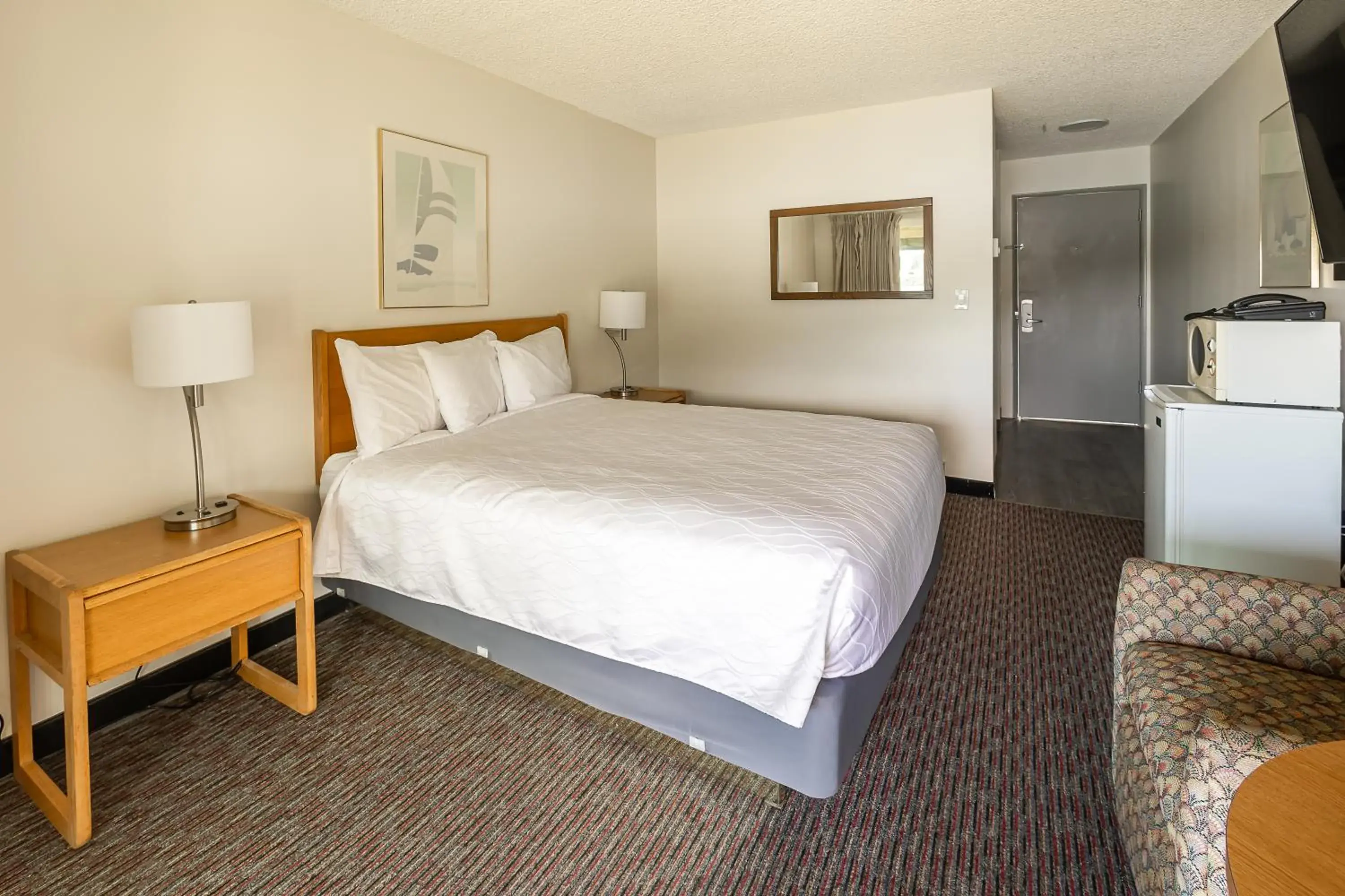 Standard Queen Room in Jot's Resort Standard Queen Room in Jot's Resort