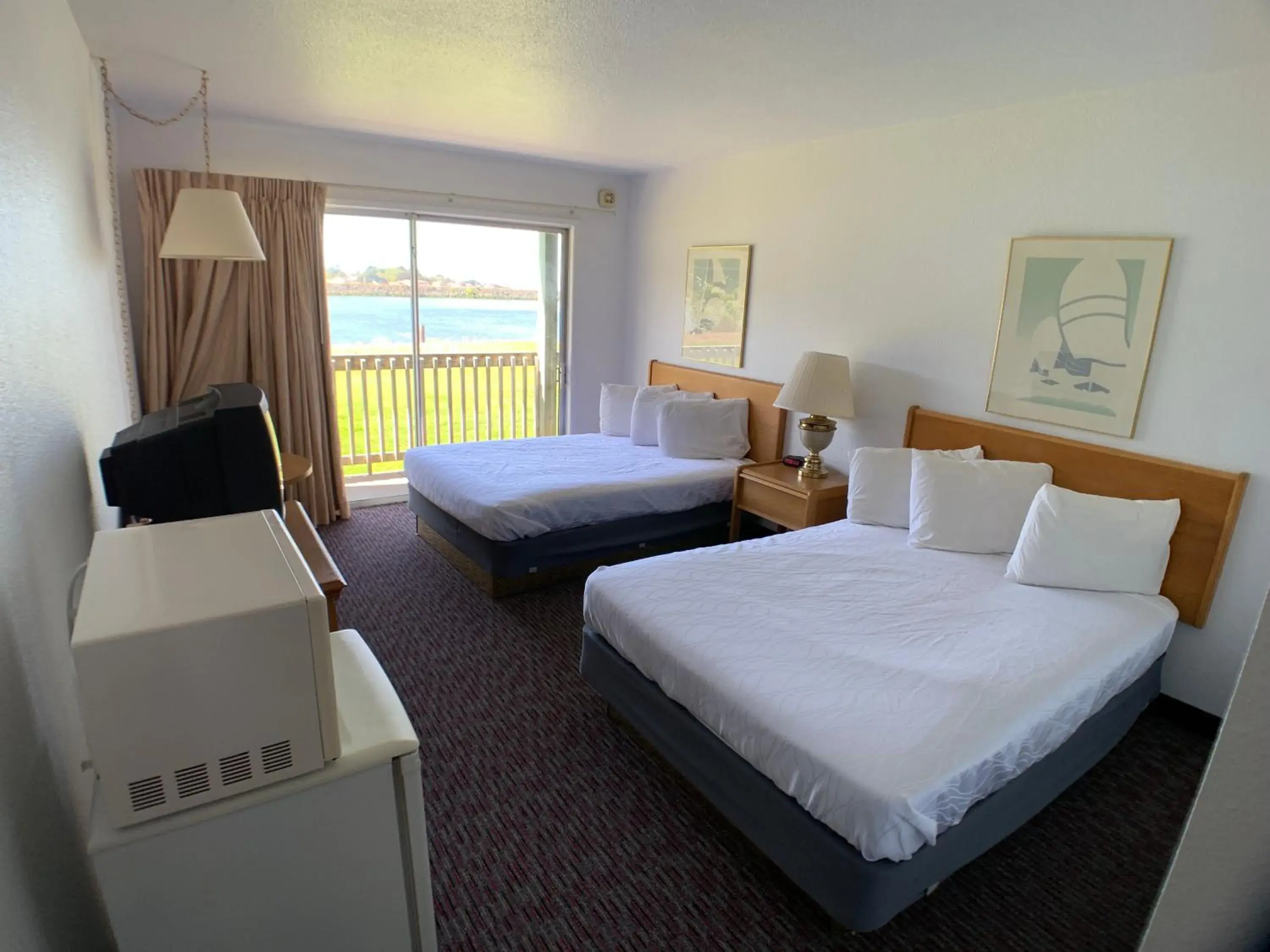 Bed in Jot's Resort Bed in Jot's Resort