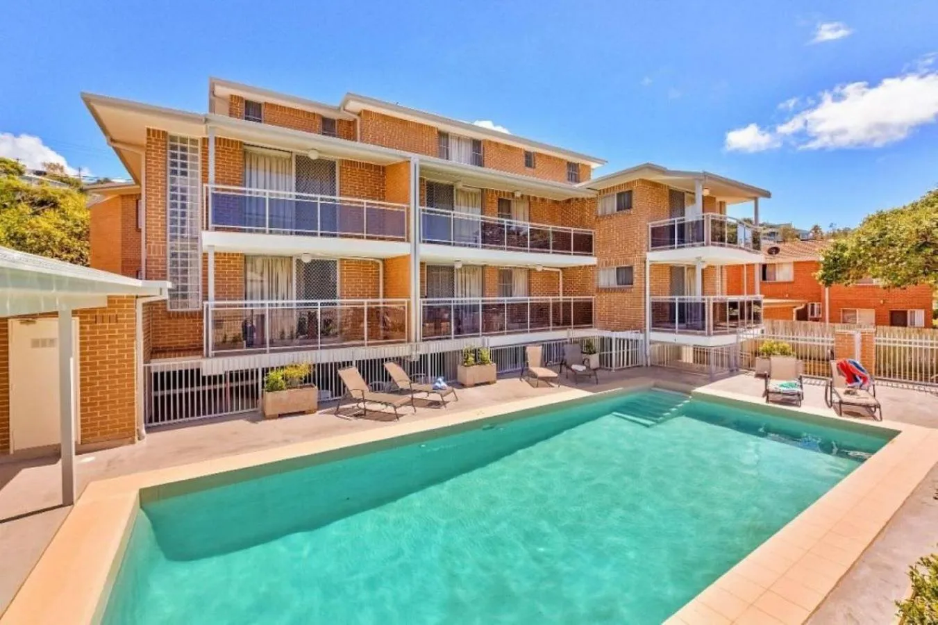 Property building in Copacabana Shores