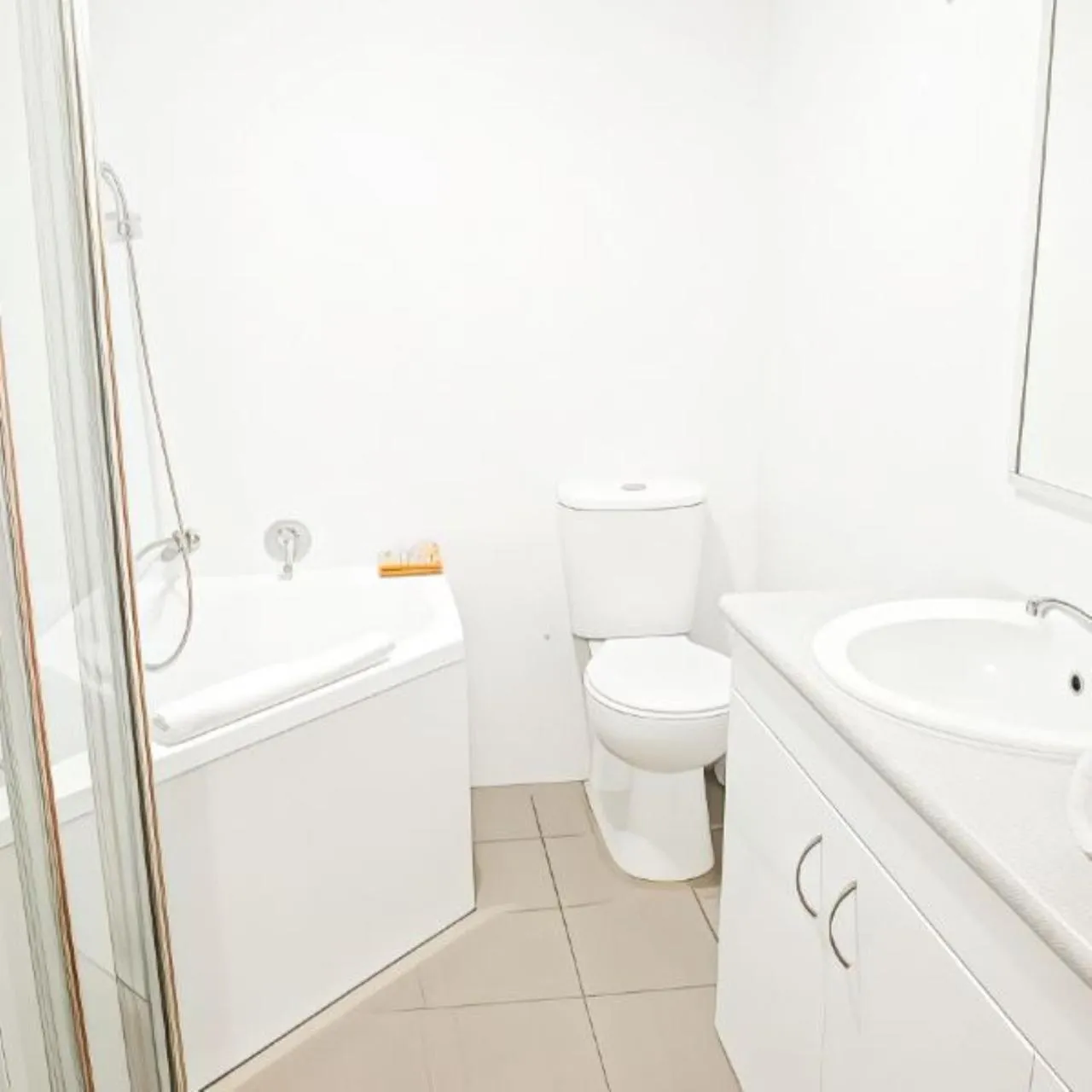 Toilet in Copacabana Shores