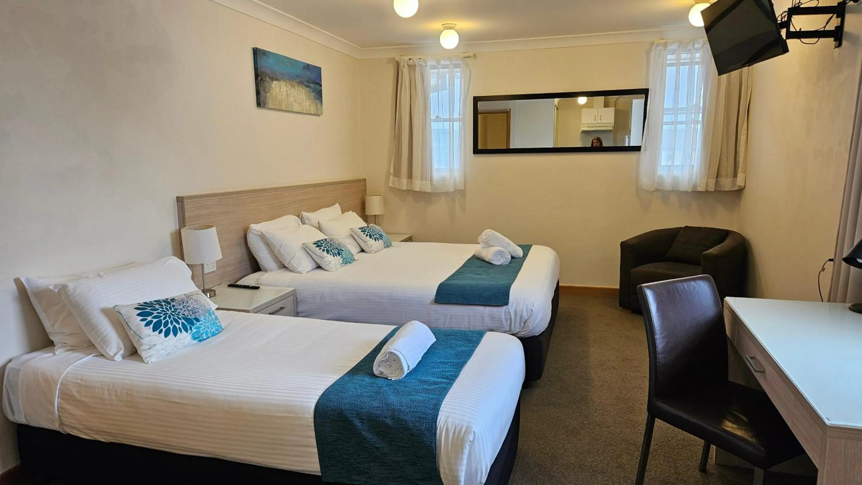 Bed in Copacabana Shores