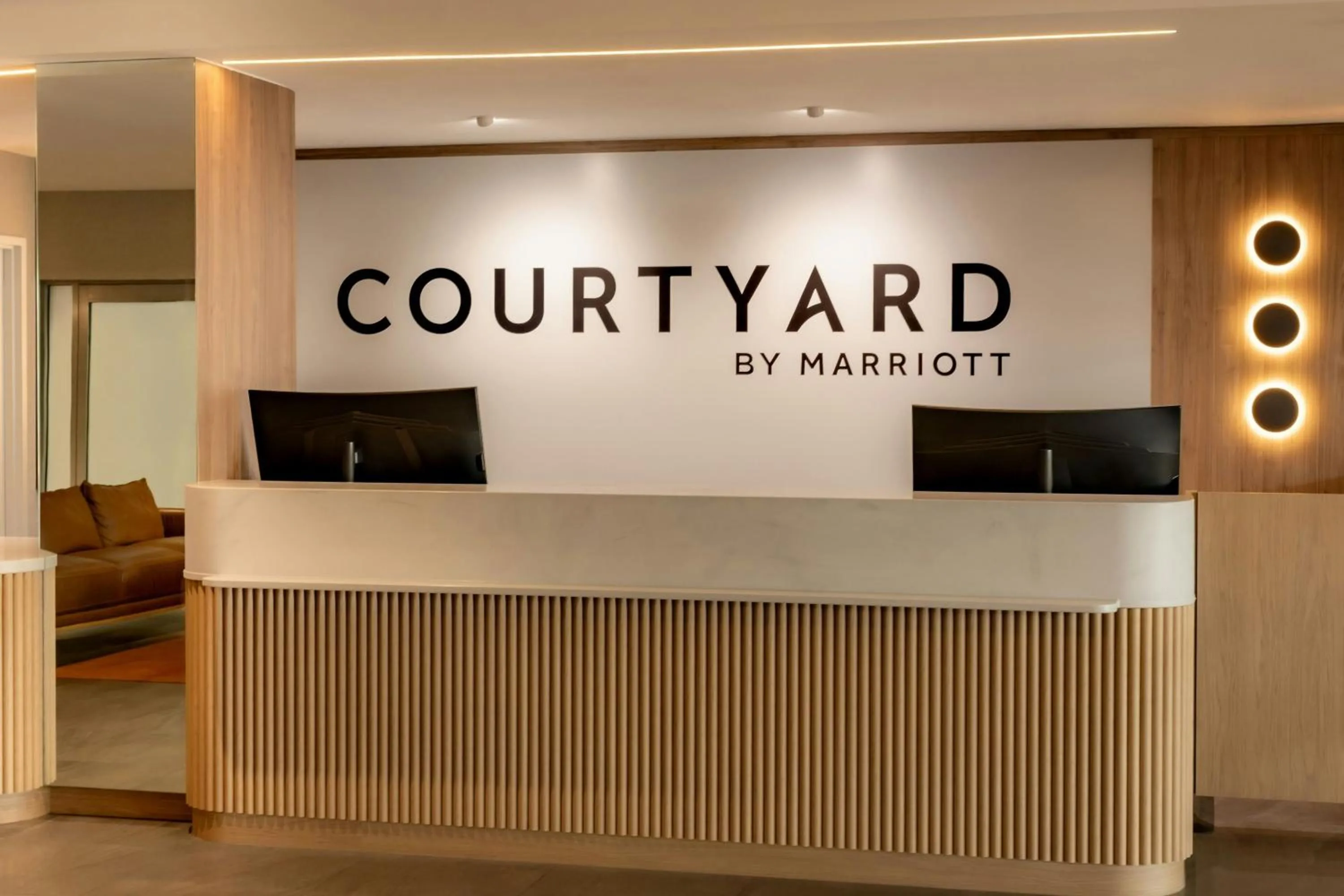 Lobby or reception in Courtyard by Marriott Darwin