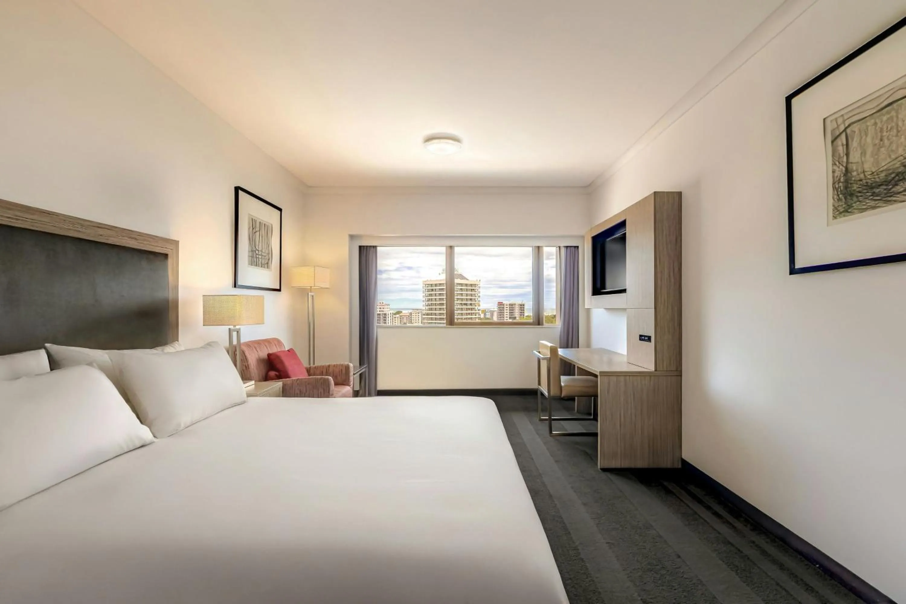 Photo of the whole room, Bed in Courtyard by Marriott Darwin