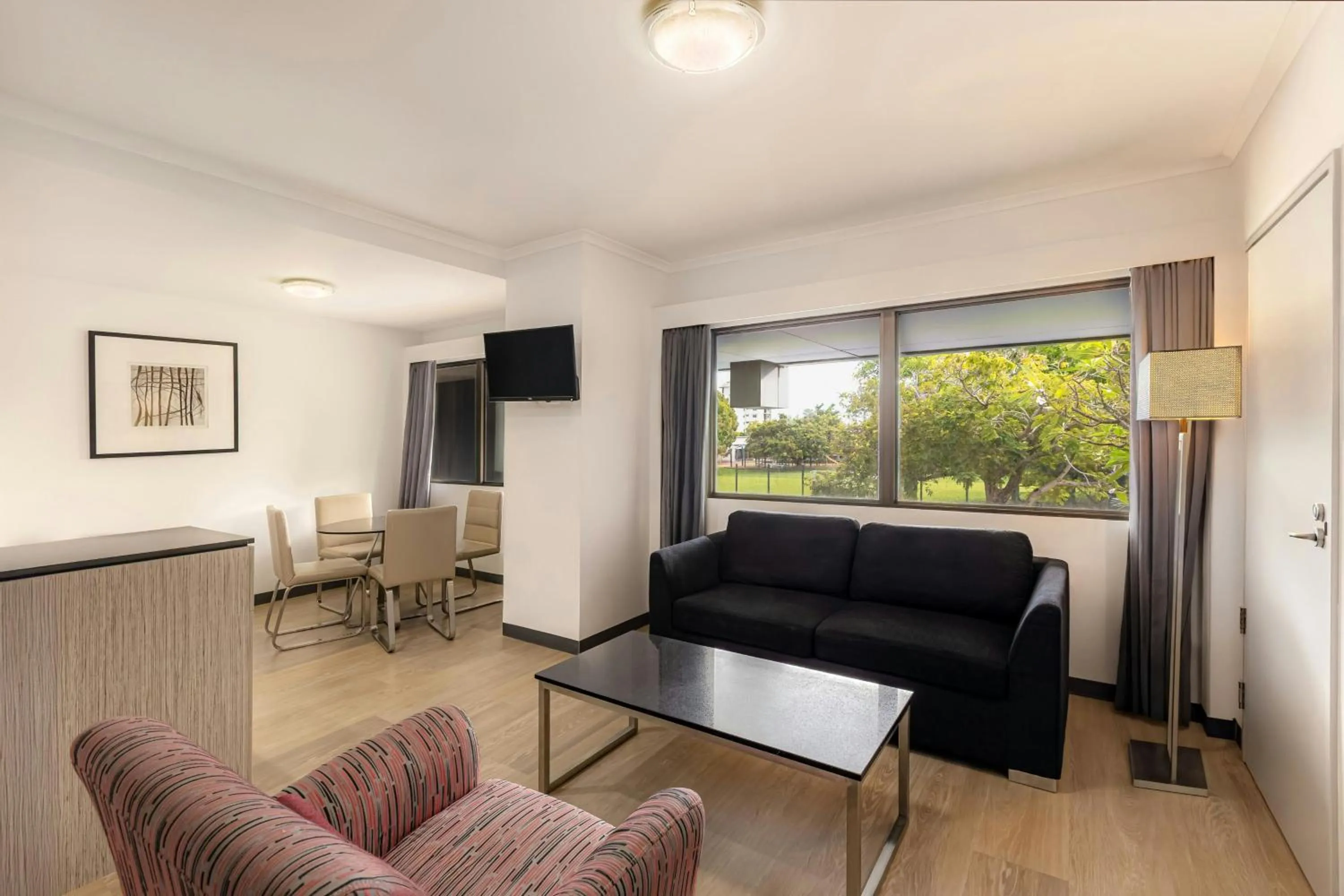 Lounge or bar in Courtyard by Marriott Darwin