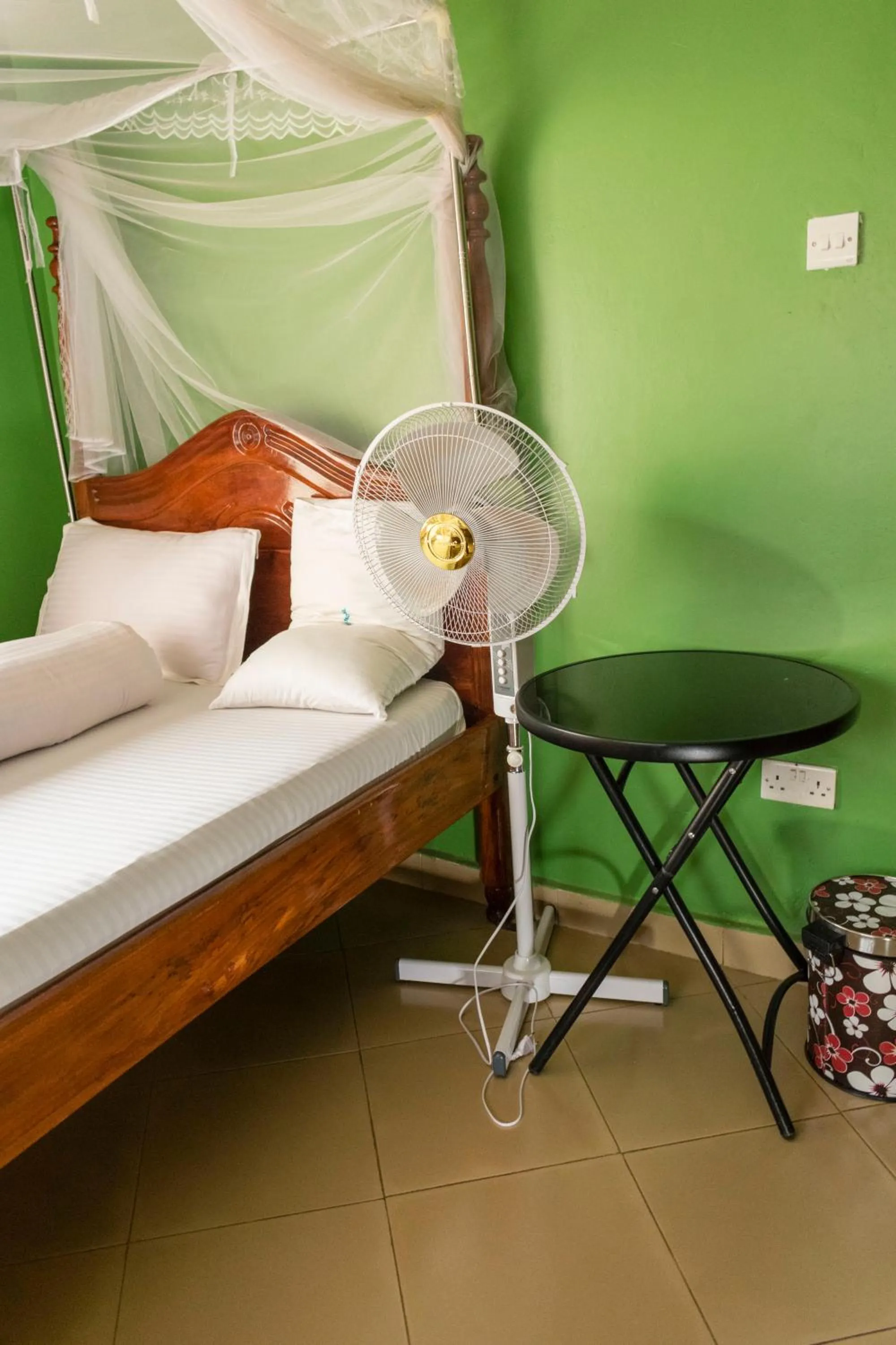 Photo of the whole room, Bed in Rates Motel Mbale