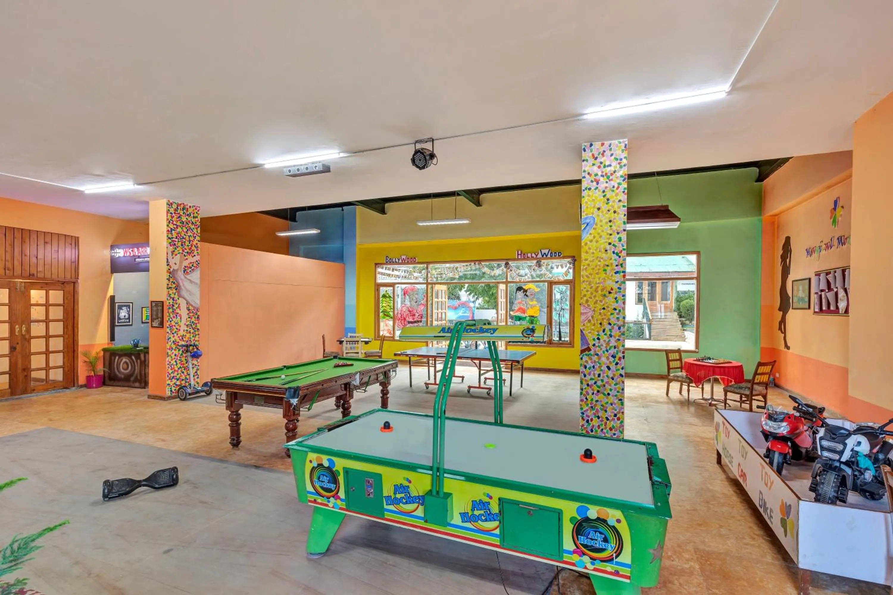 Billiard in Club Mahindra Mashobra