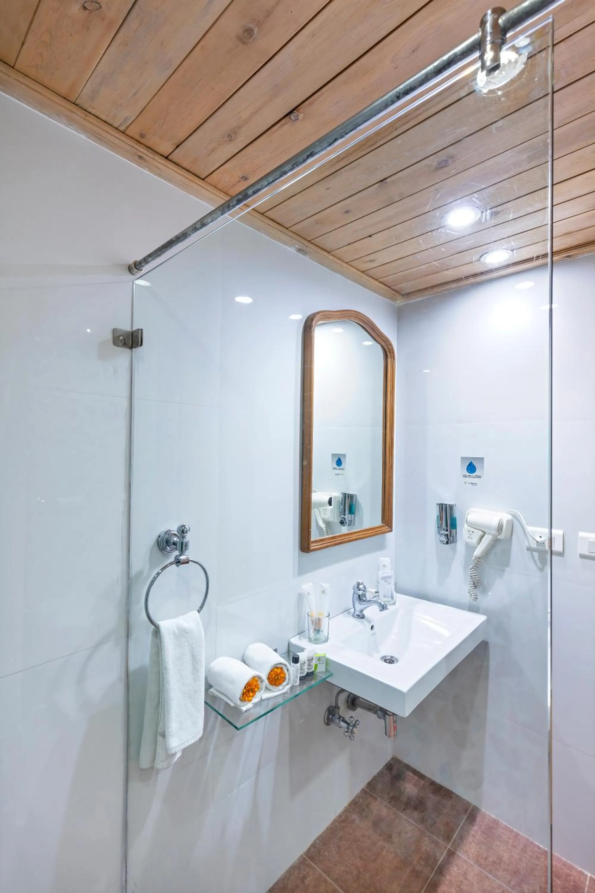 Bathroom in Club Mahindra Mashobra