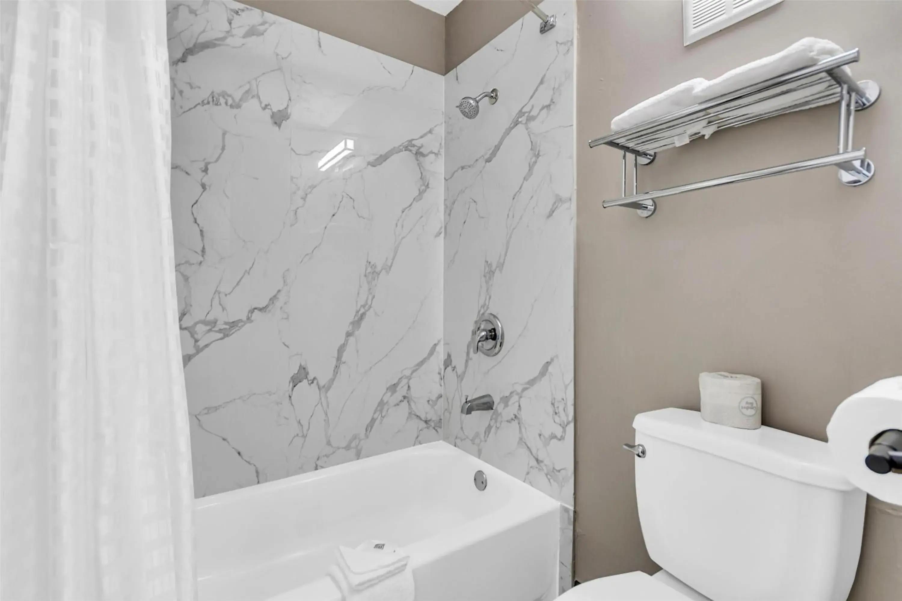 King Room - Disability Access - Non-Smoking in Motel 6 Summerville, SC Charleston King Room - Disability Access - Non-Smoking in Motel 6 Summerville, SC Charleston