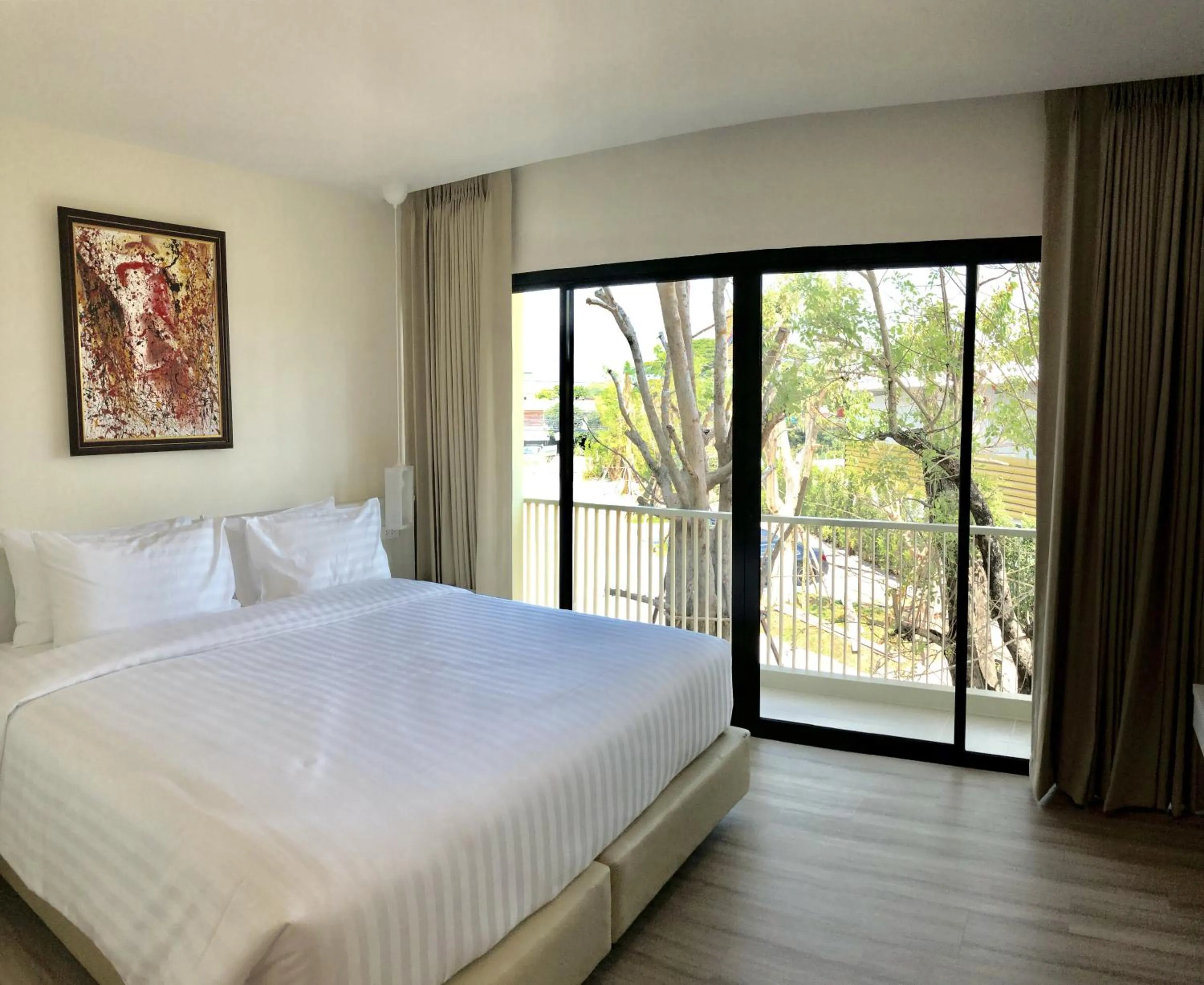 Bedroom, Bed in Porestva Hotel Sriracha