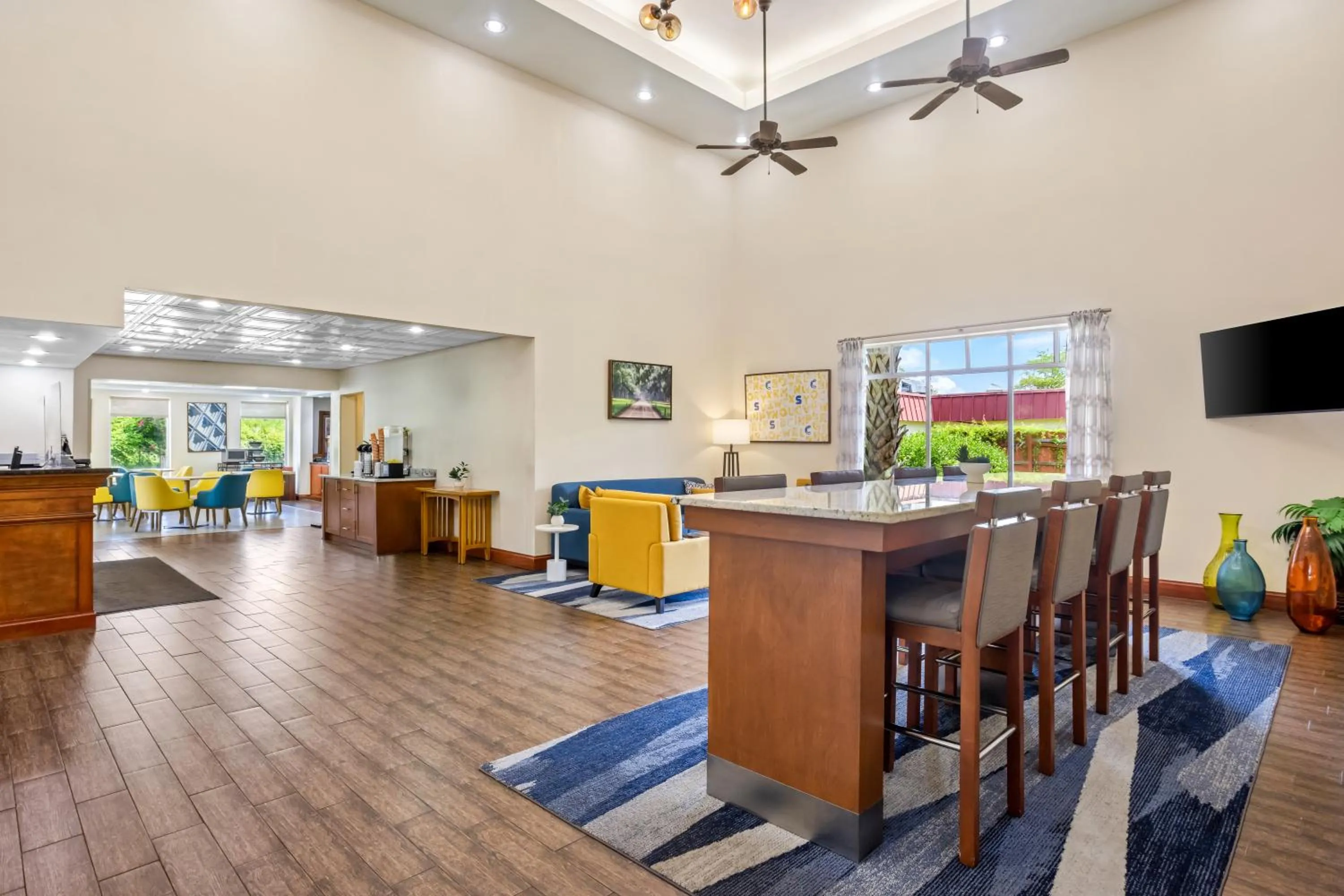 Lobby or reception in Comfort Inn & Suites Walterboro I-95