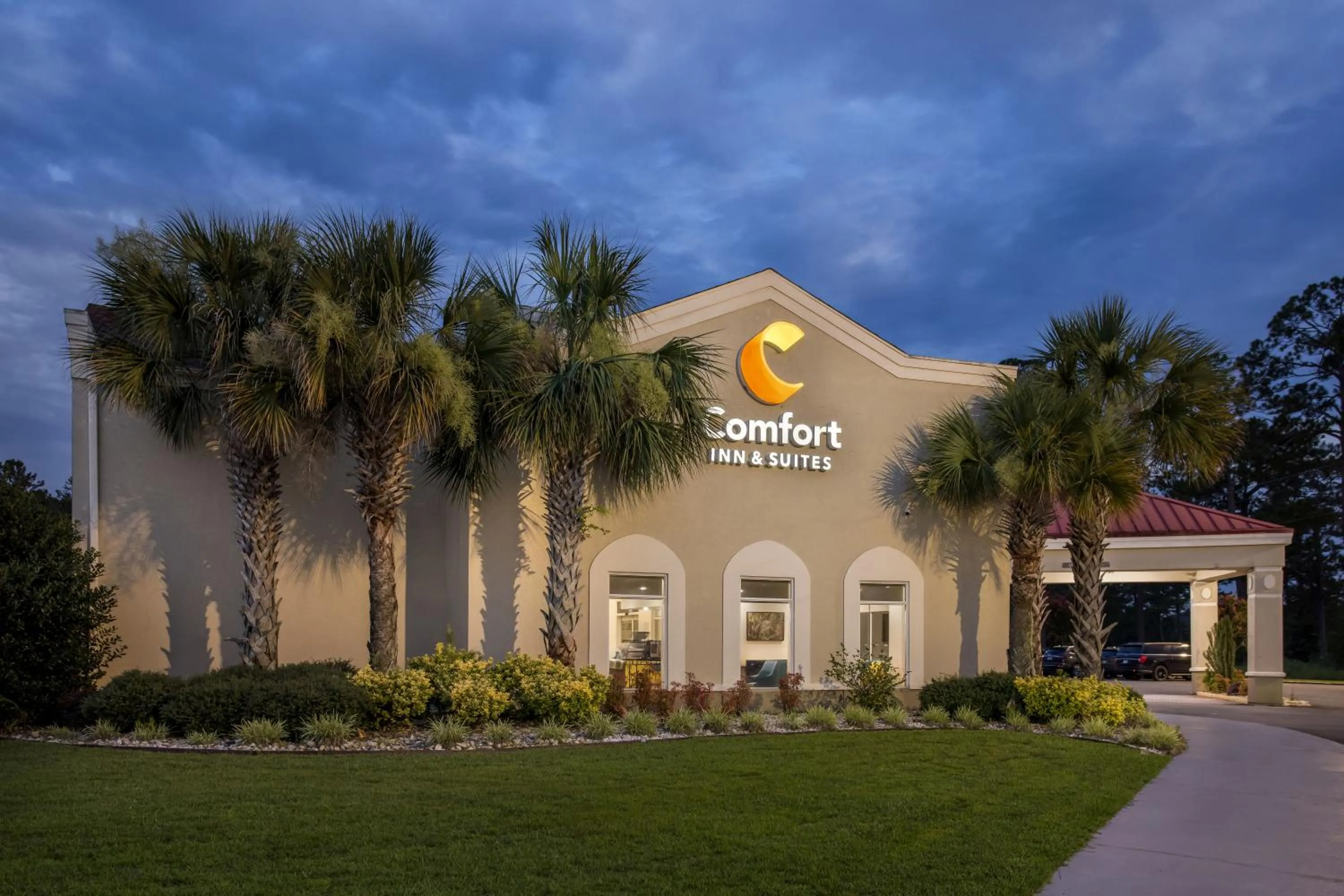 Property building in Comfort Inn & Suites Walterboro I-95