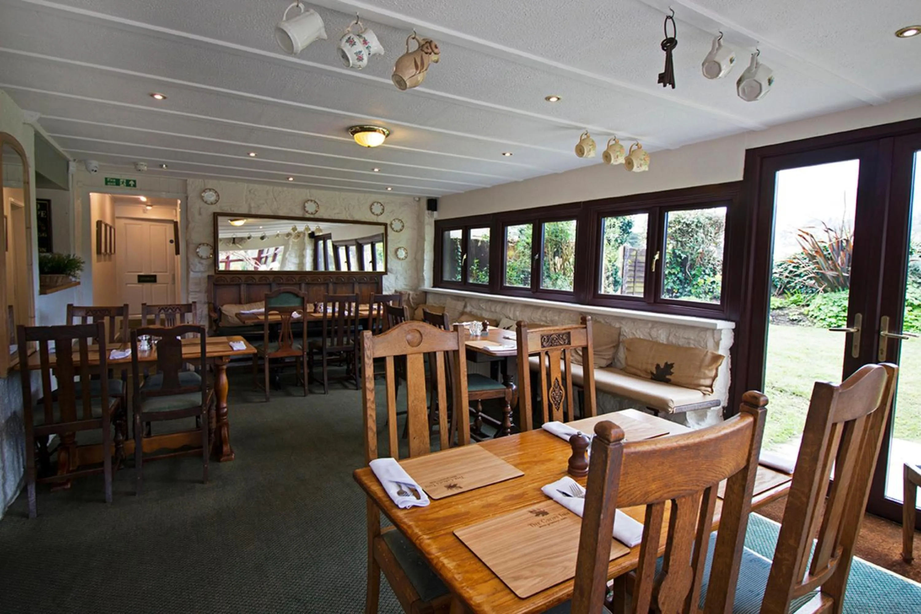 Restaurant/places to eat in The Groes Inn