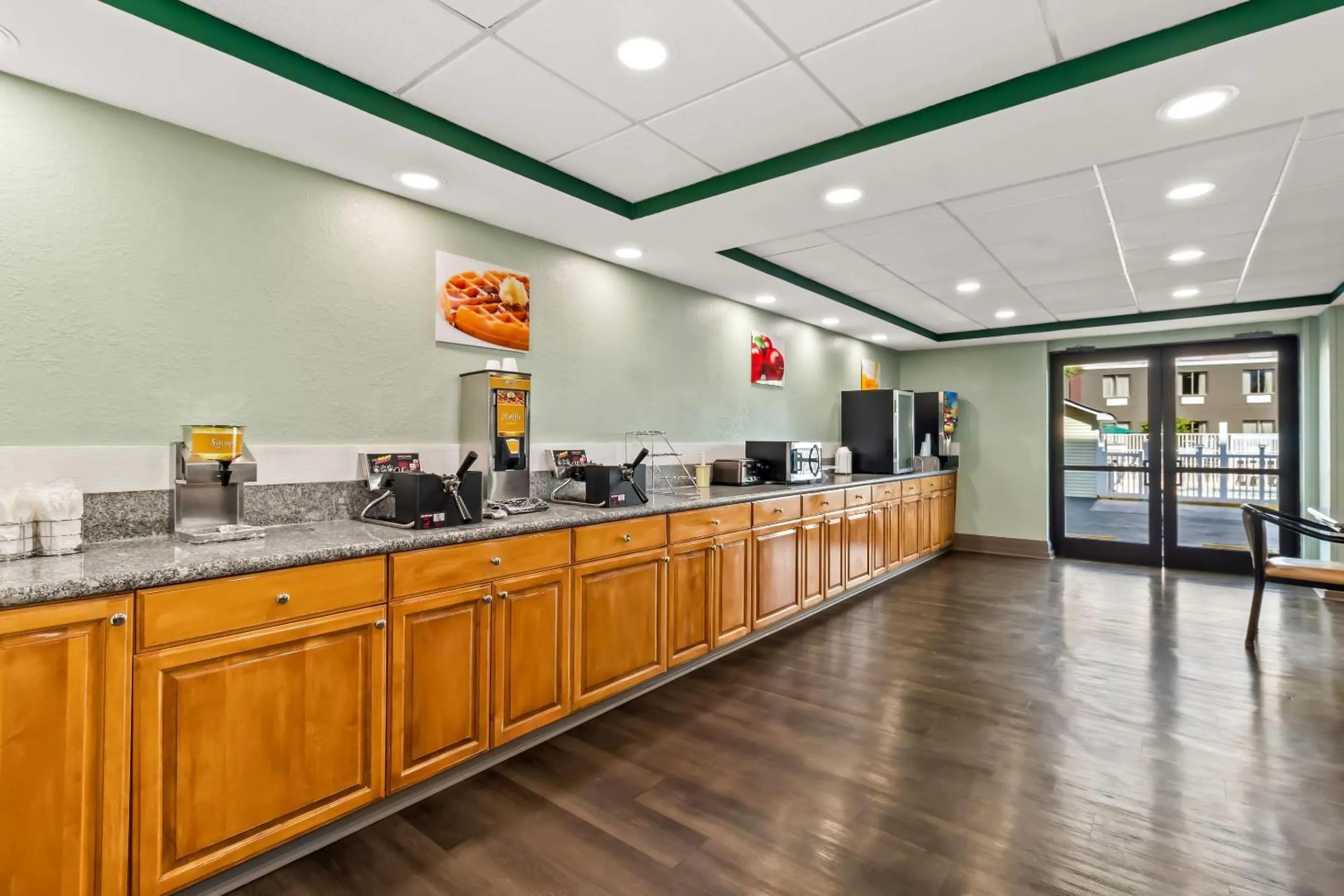 Breakfast in Quality Inn & Suites North Myrtle Beach