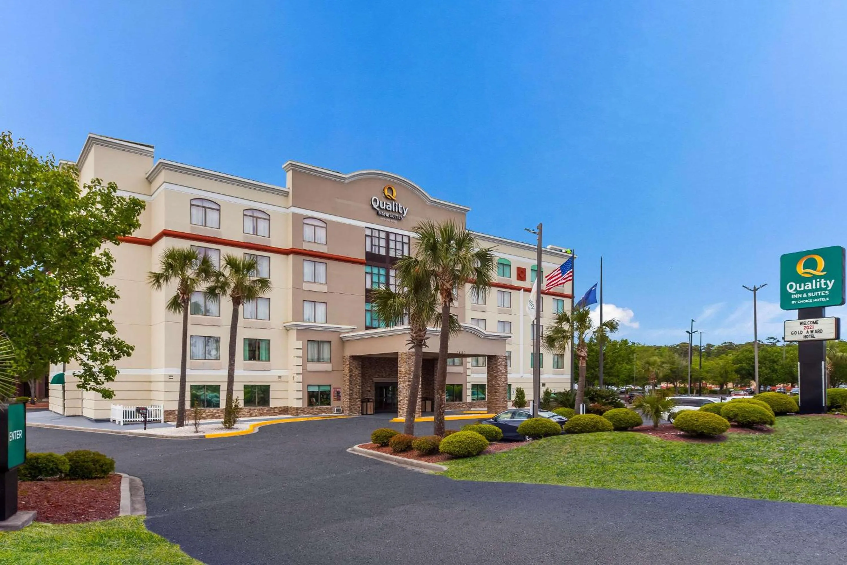 Property building in Quality Inn & Suites North Myrtle Beach