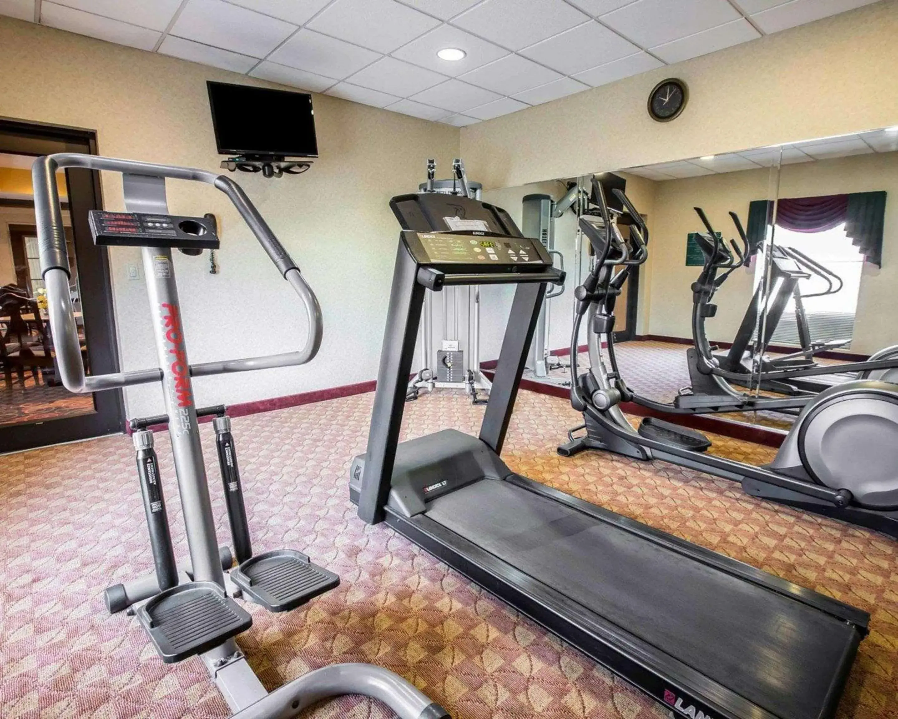 Fitness centre/facilities in Comfort Inn & Suites Spartanburg North Fitness centre/facilities in Comfort Inn & Suites Spartanburg North