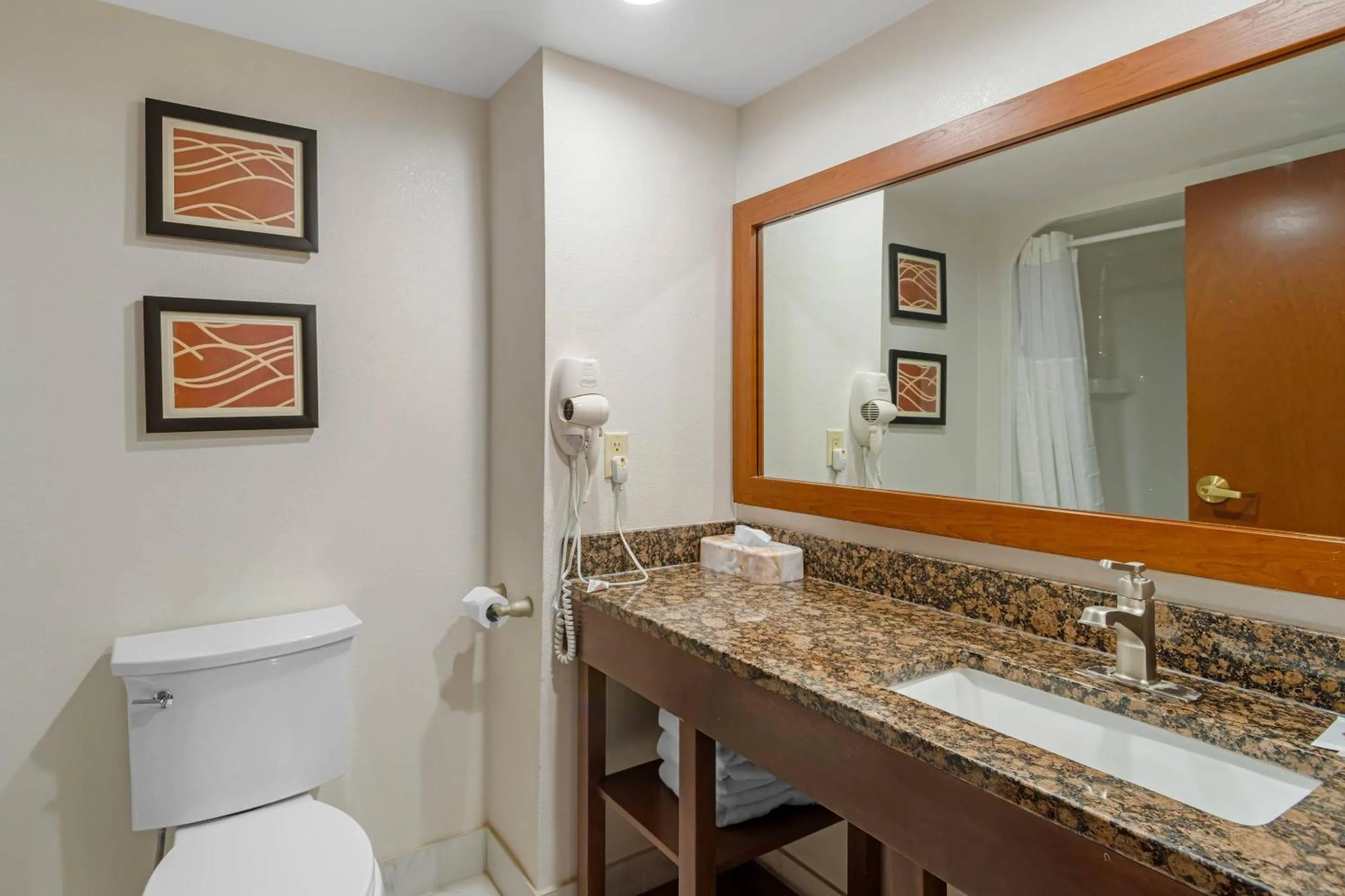 Bedroom in Comfort Inn & Suites Spartanburg North