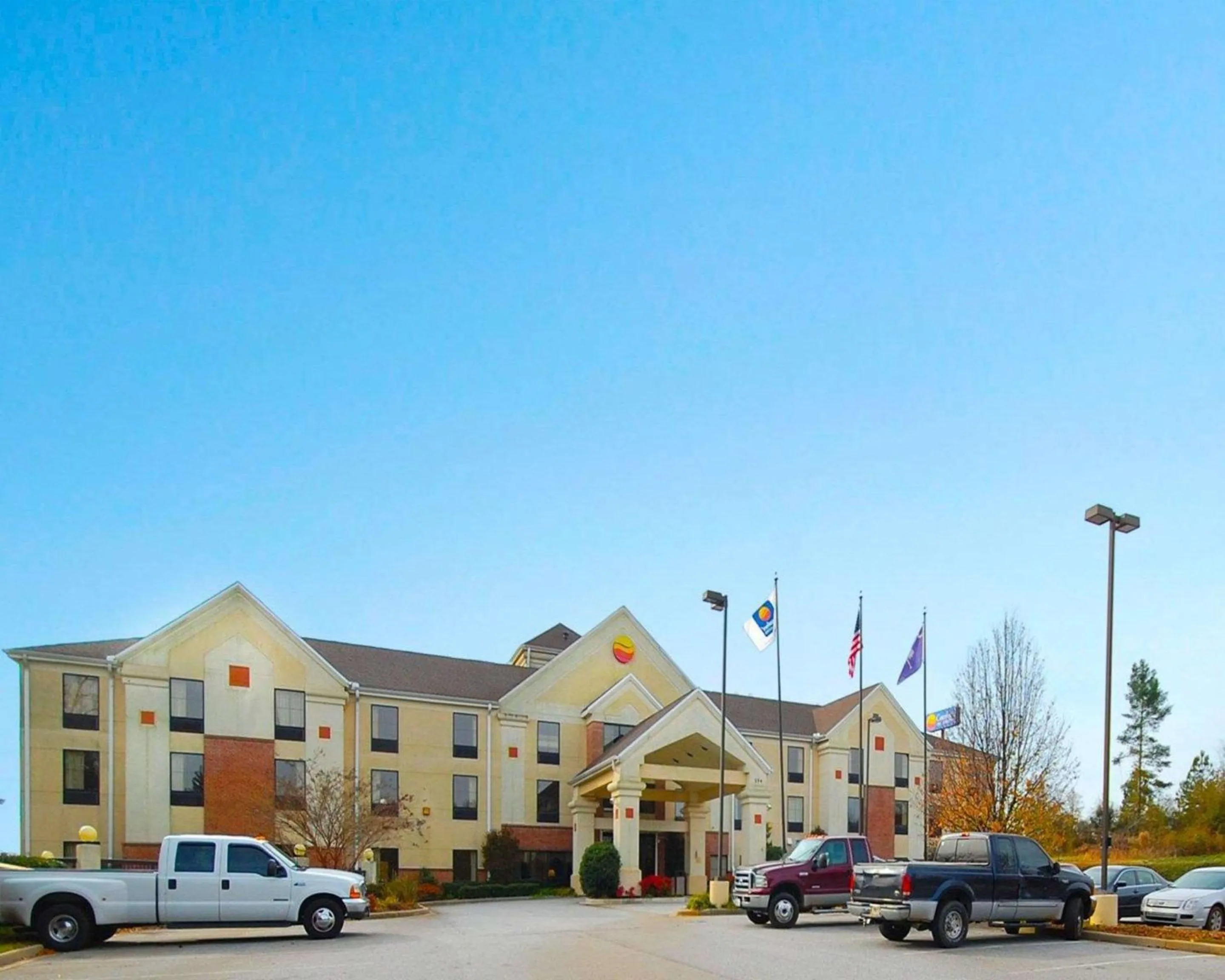 Property building in Comfort Inn & Suites Spartanburg North