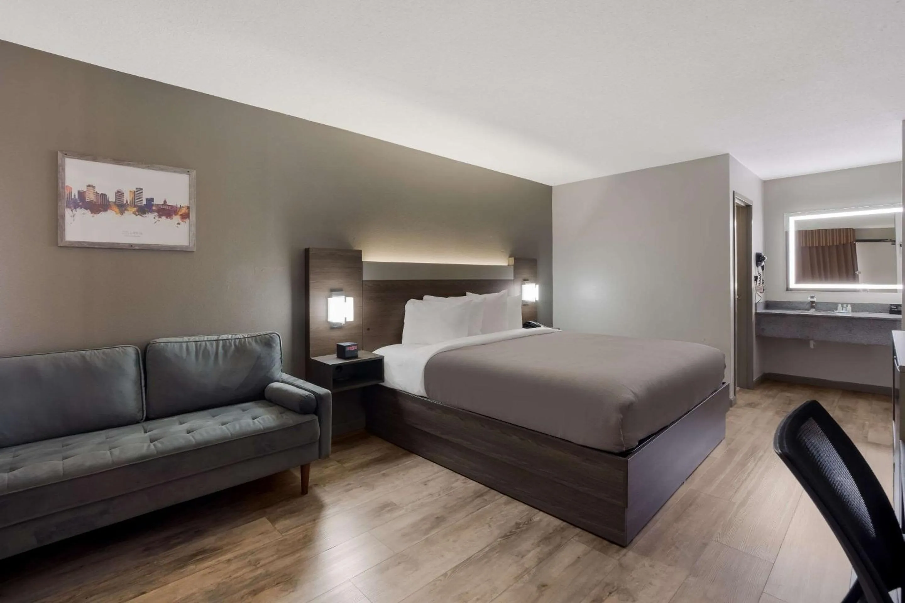 Bedroom, Bed in Quality Inn Fort Jackson