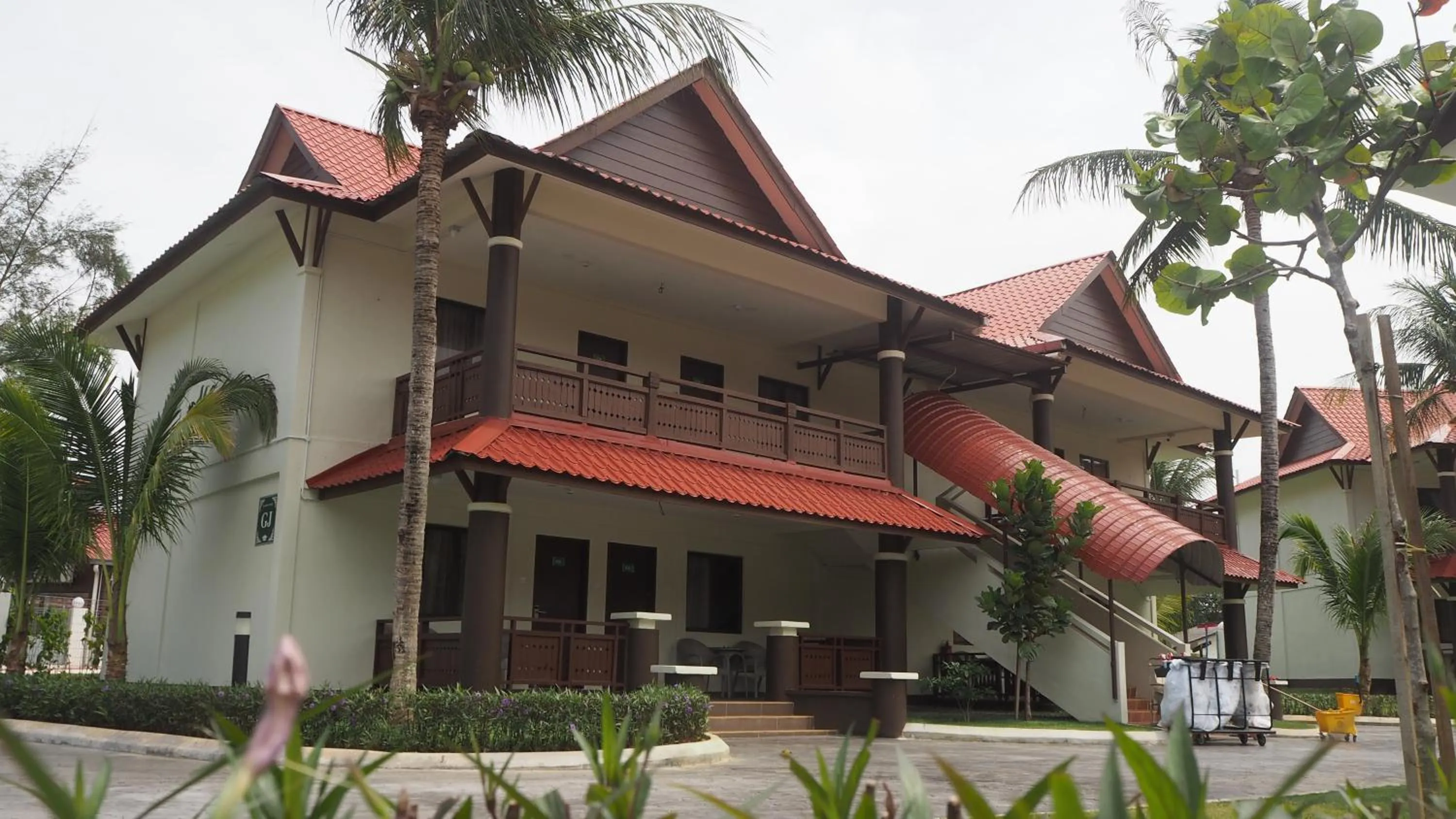 Lotus Seaview Beach Resort, Pengerang