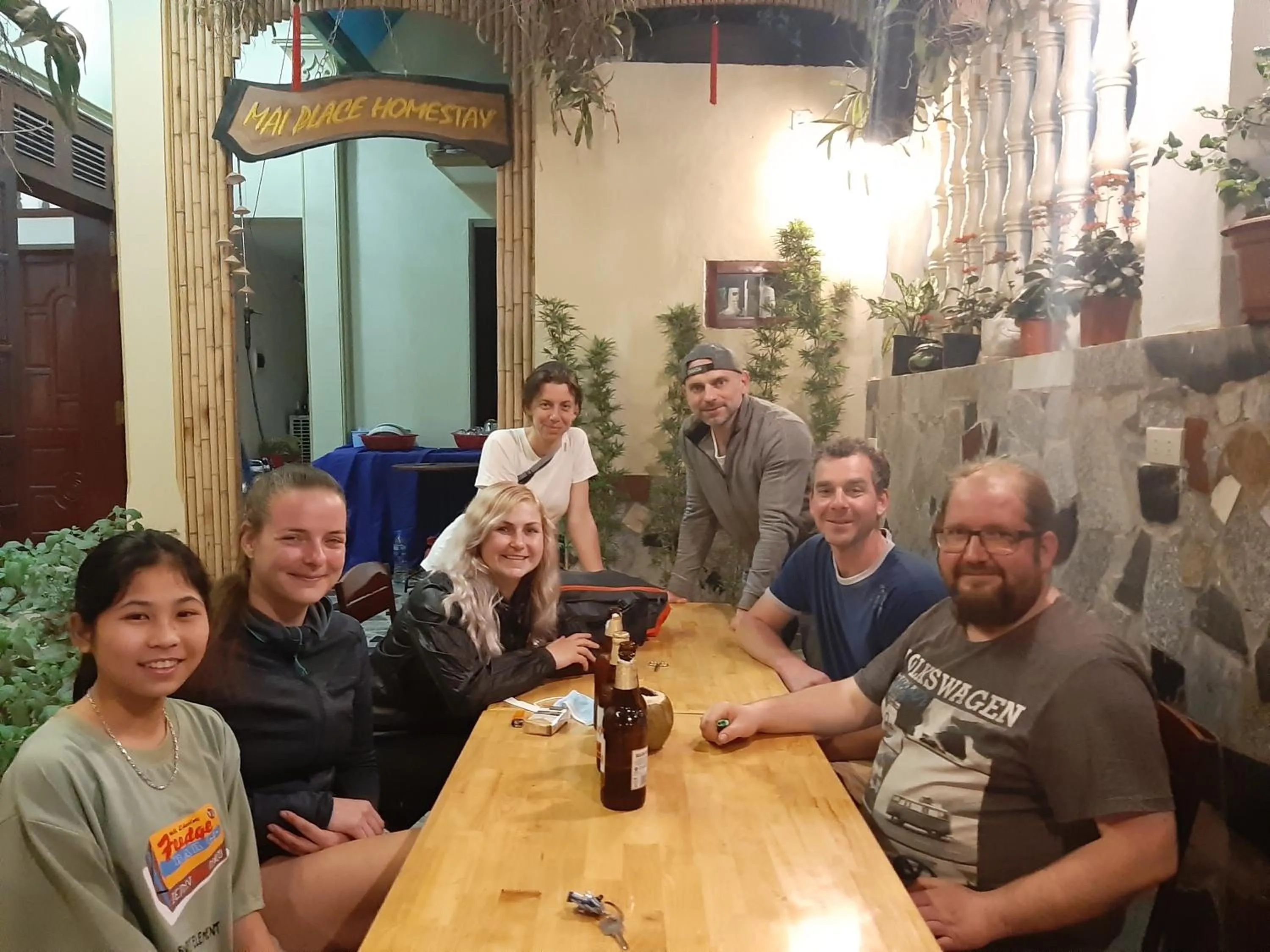 Restaurant/places to eat in Mai Place Homestay