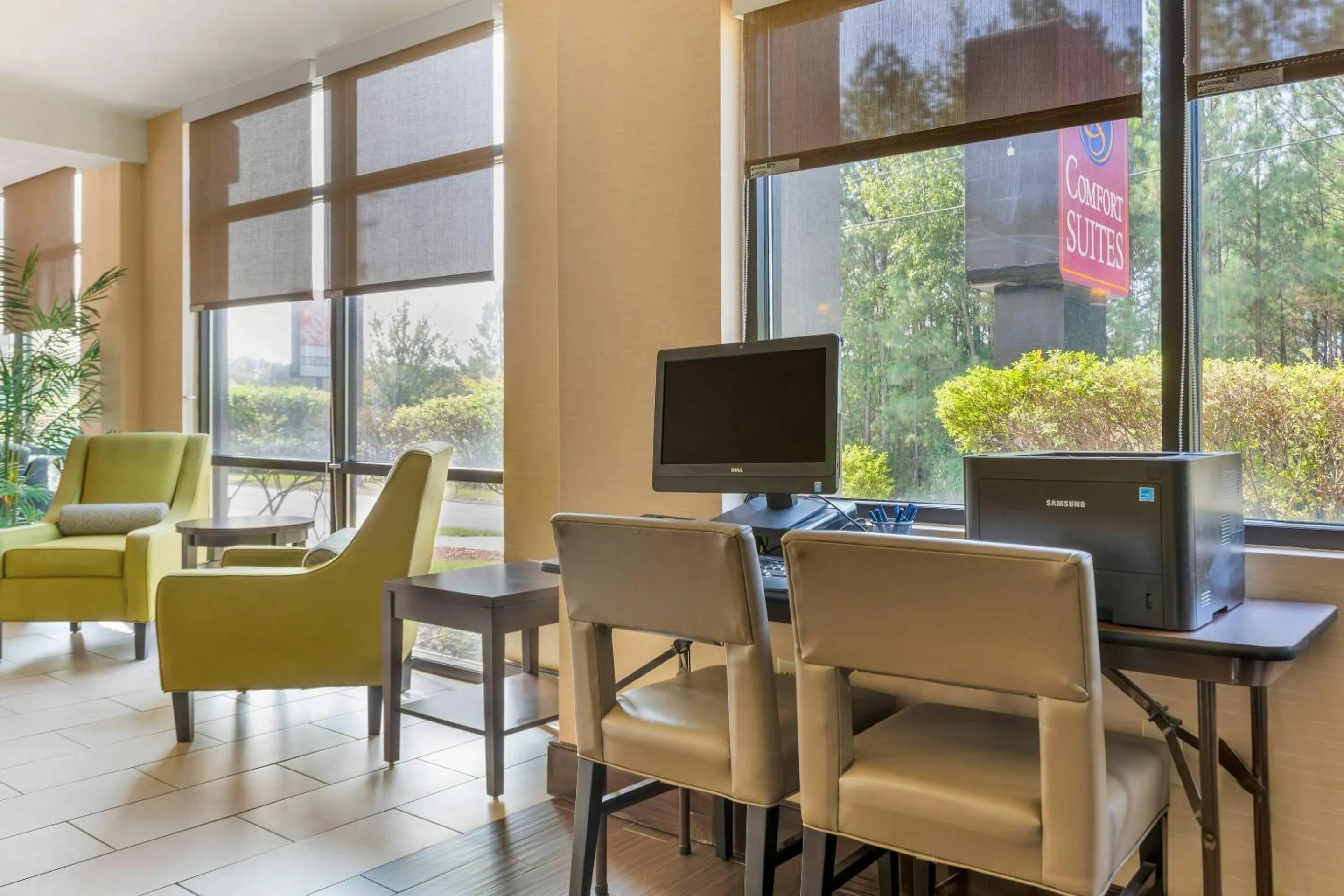 Business facilities in Comfort Suites Columbia Northeast - Fort Jackson