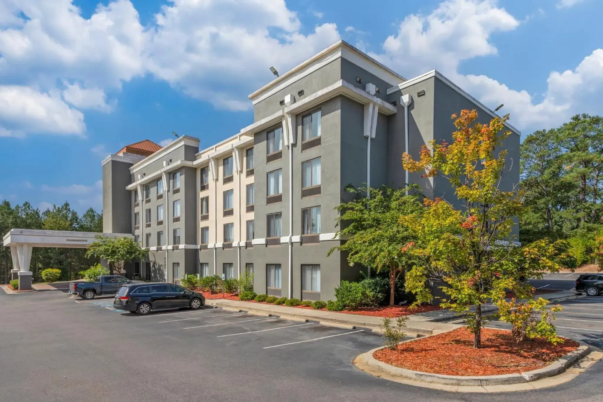 Property building in Comfort Suites Columbia Northeast - Fort Jackson Property building in Comfort Suites Columbia Northeast - Fort Jackson