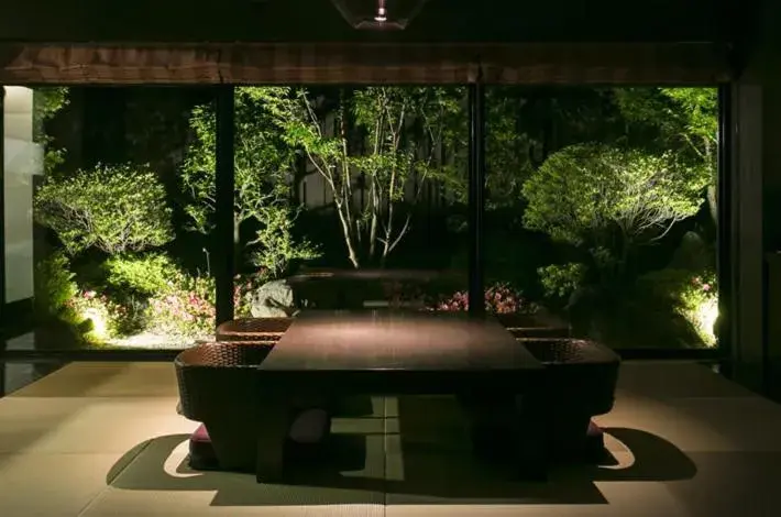 Okuyado Buaiso Okuyado Buaiso