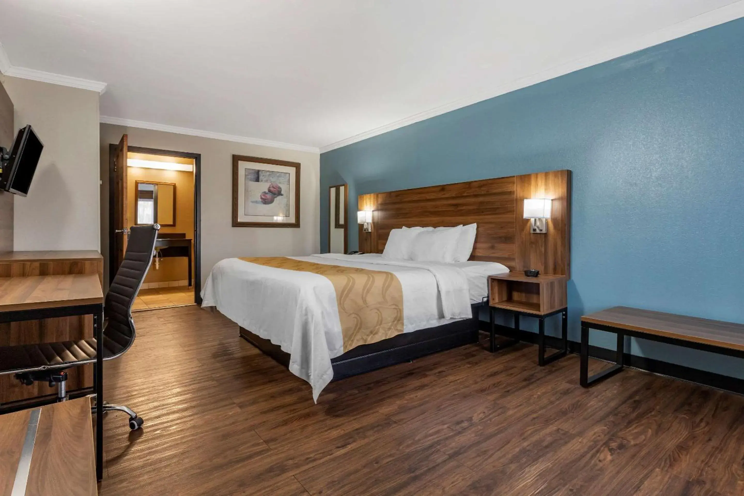 Bedroom, Bed in Quality Inn & Suites Ft Jackson Maingate Bedroom, Bed in Quality Inn & Suites Ft Jackson Maingate