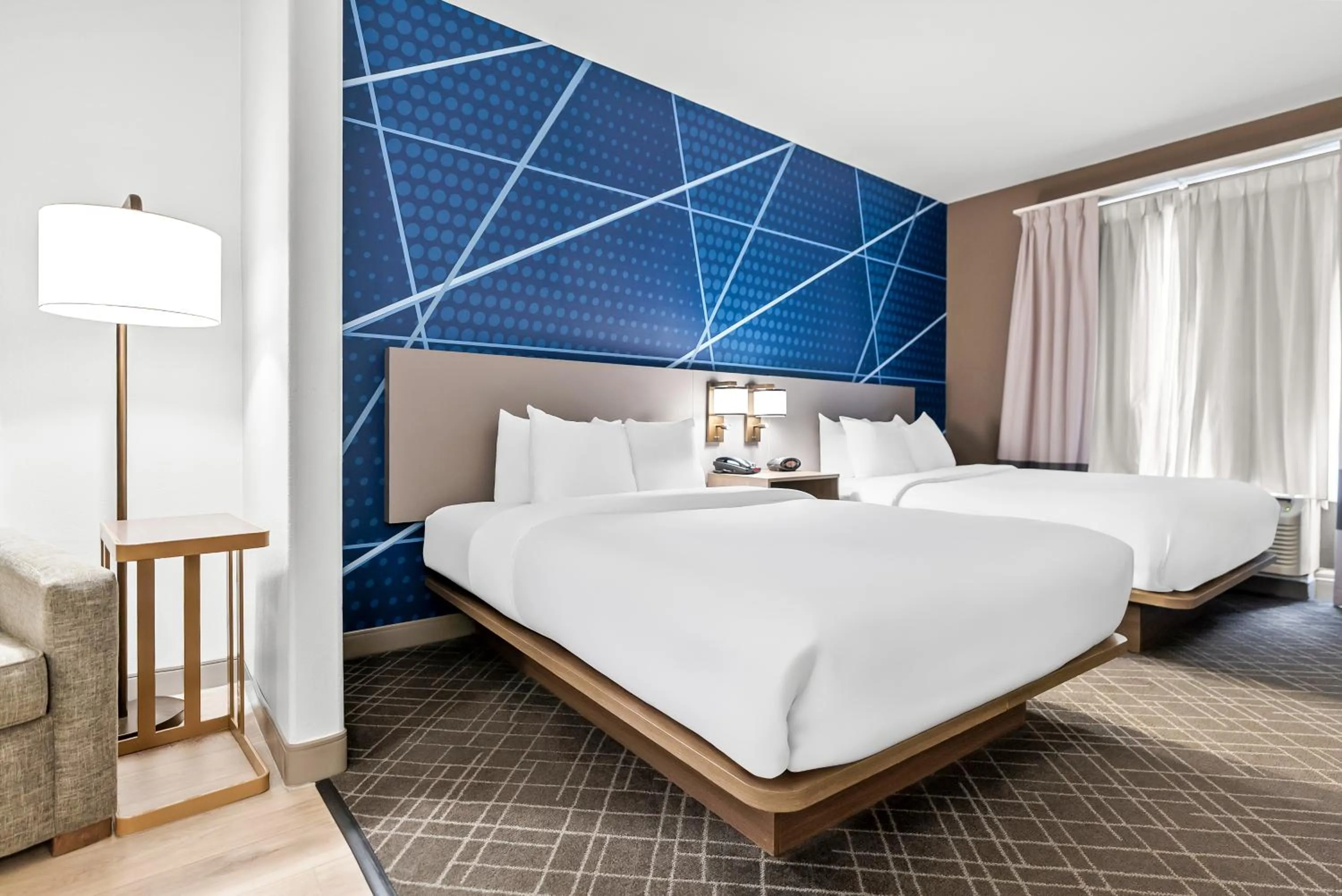 Bed in Comfort Suites Simpsonville - Greenville