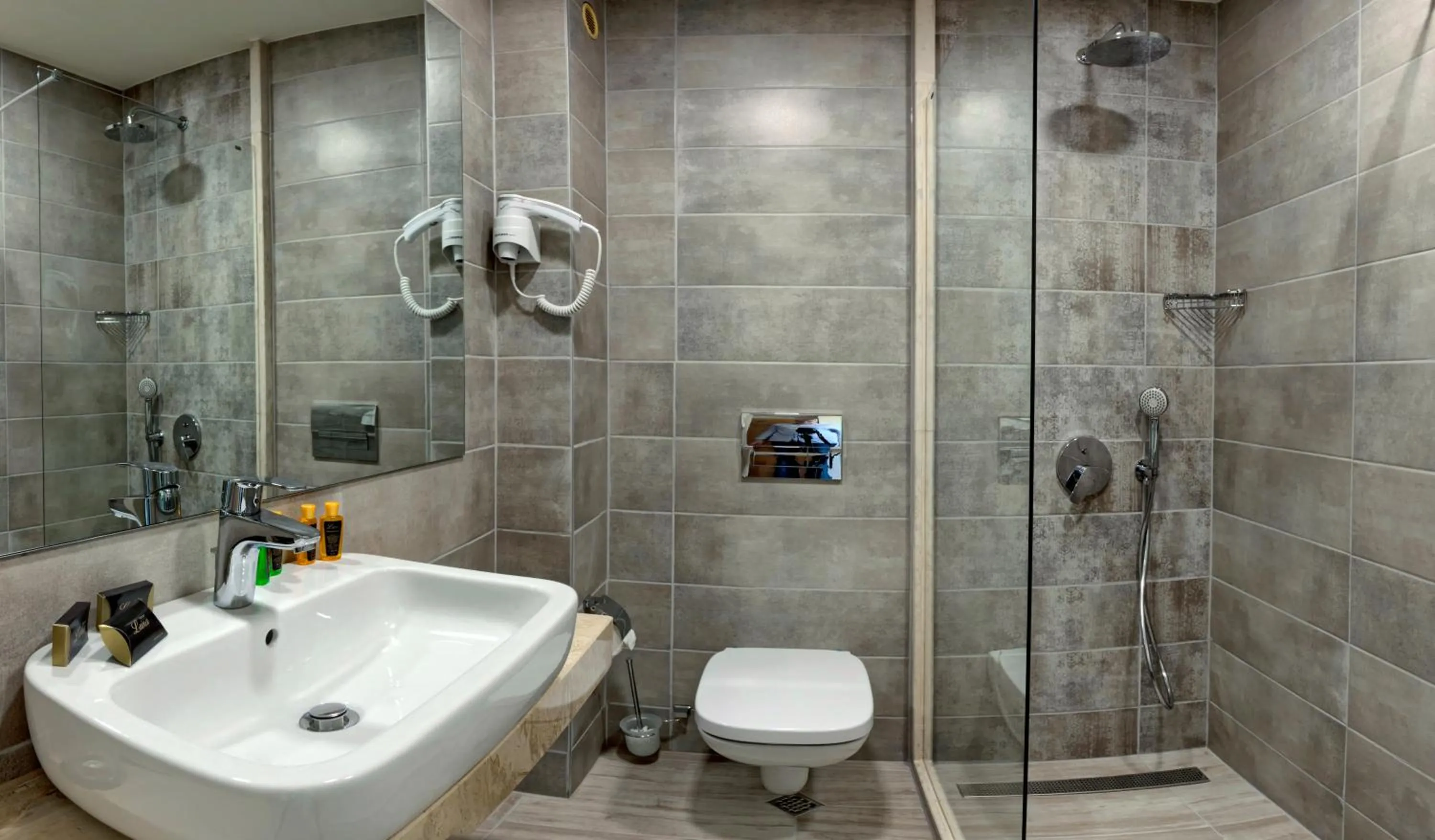 Shower in Luna Beach Hotel - All Inclusive