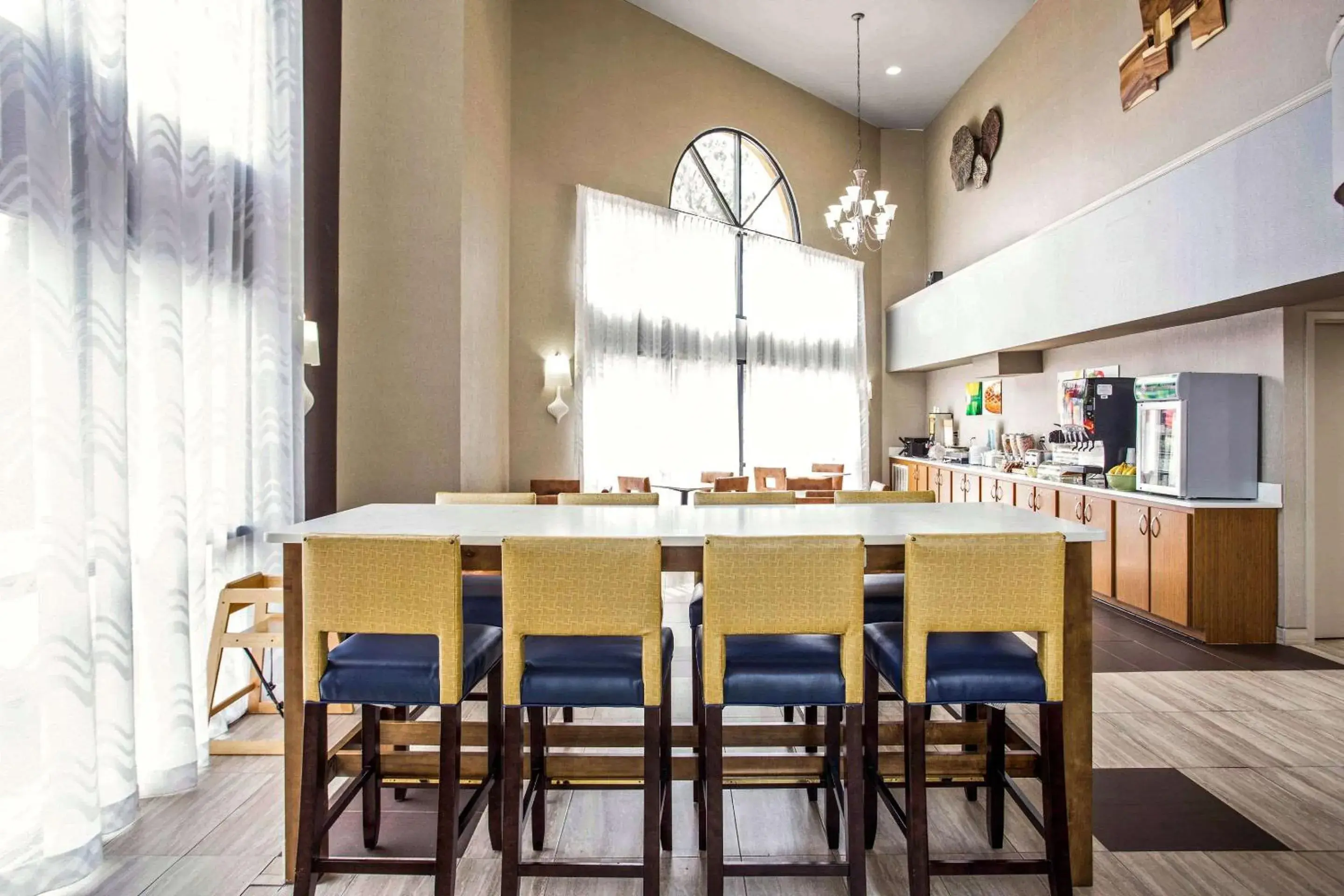 Restaurant/places to eat in Quality Inn Fort Mill near Carowinds Blvd Restaurant/places to eat in Quality Inn Fort Mill near Carowinds Blvd