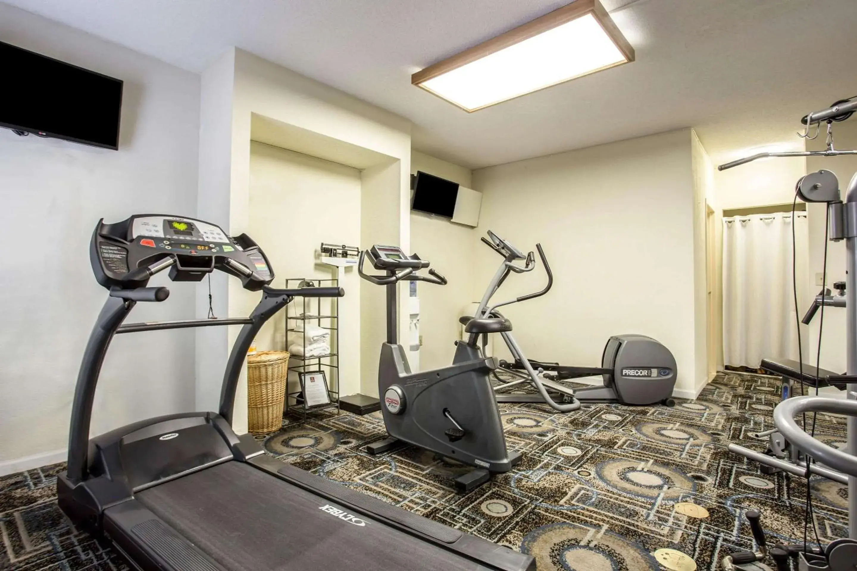 Fitness centre/facilities in Clarion Inn & Suites Aiken South Fitness centre/facilities in Clarion Inn & Suites Aiken South