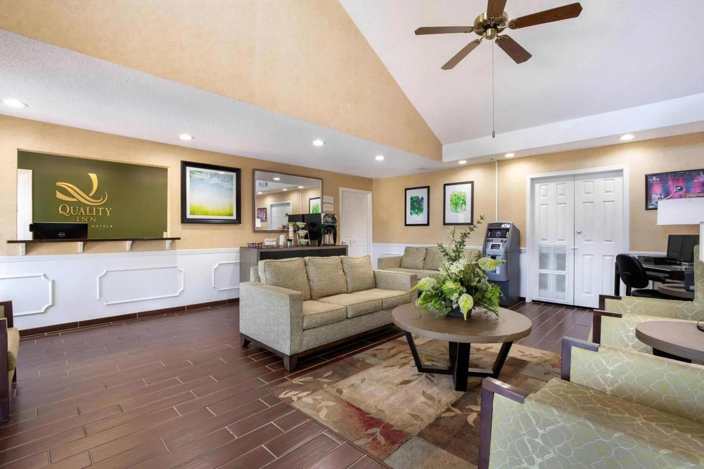 Lobby or reception in Quality Inn Cheraw Lobby or reception in Quality Inn Cheraw