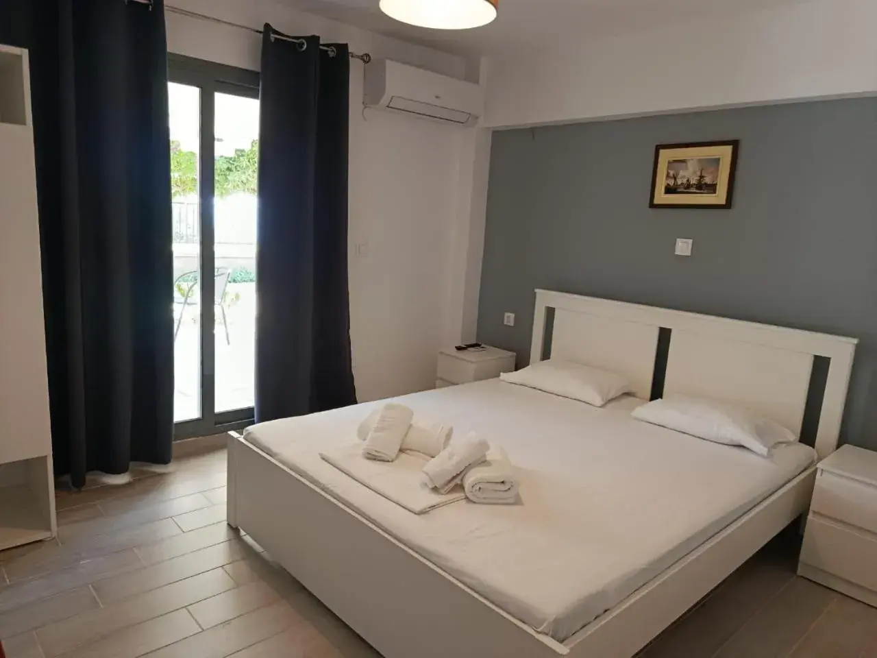 Family Room with Garden View in La Casa Al Mare Family Room with Garden View in La Casa Al Mare
