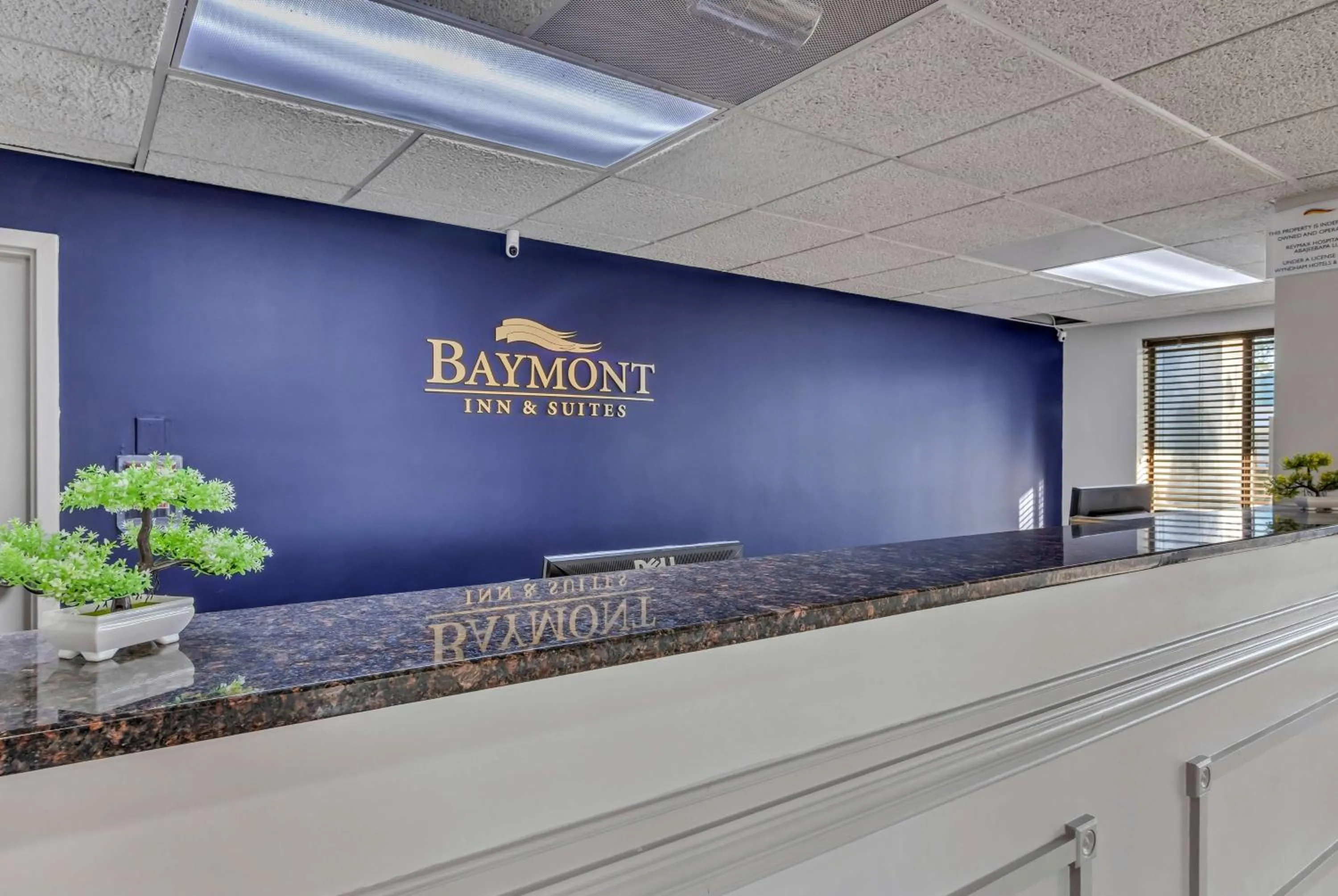 Lobby or reception in Baymont by Wyndham North Myrtle Beach