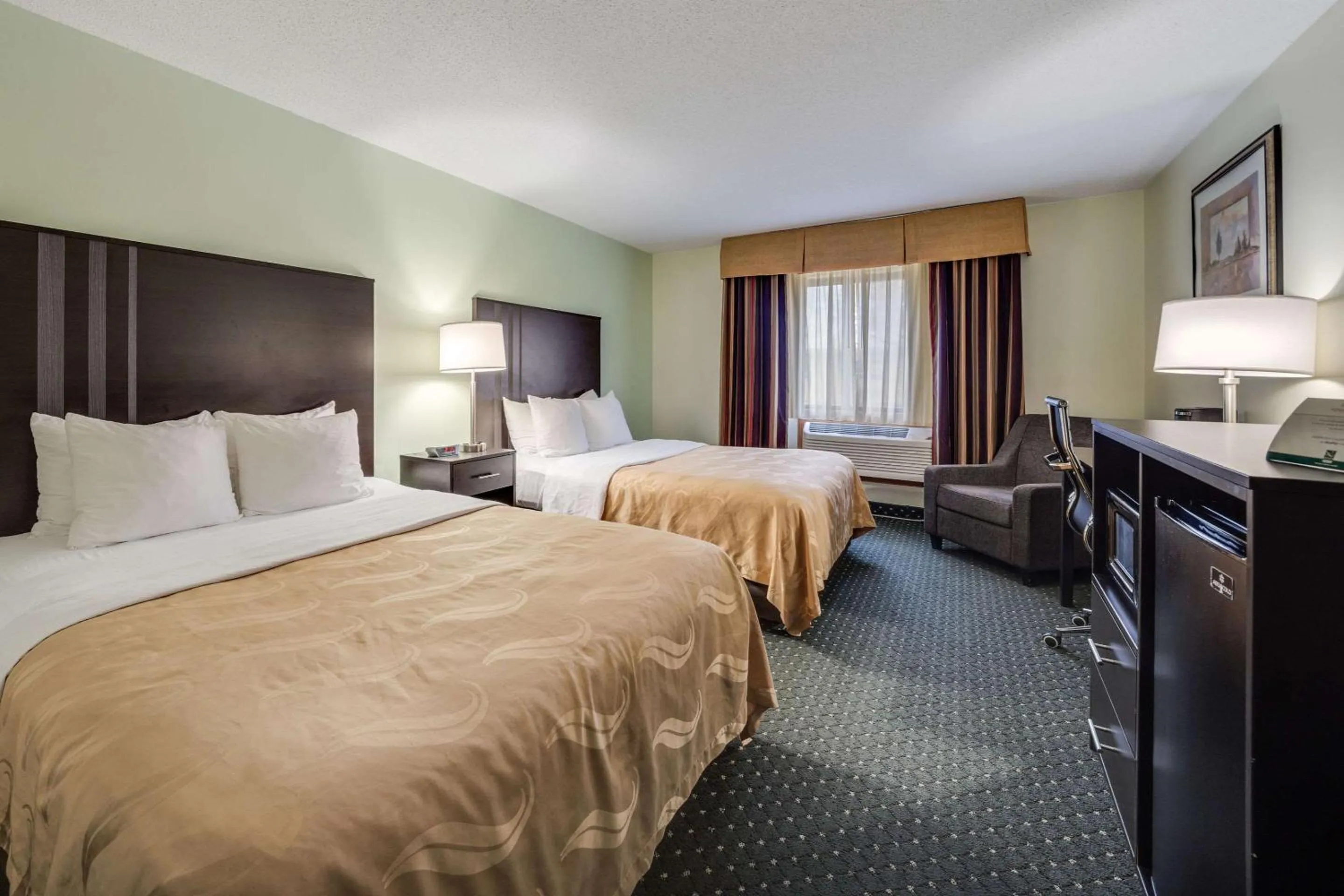 Bedroom, Bed in Quality Inn & Suites Sioux Falls South