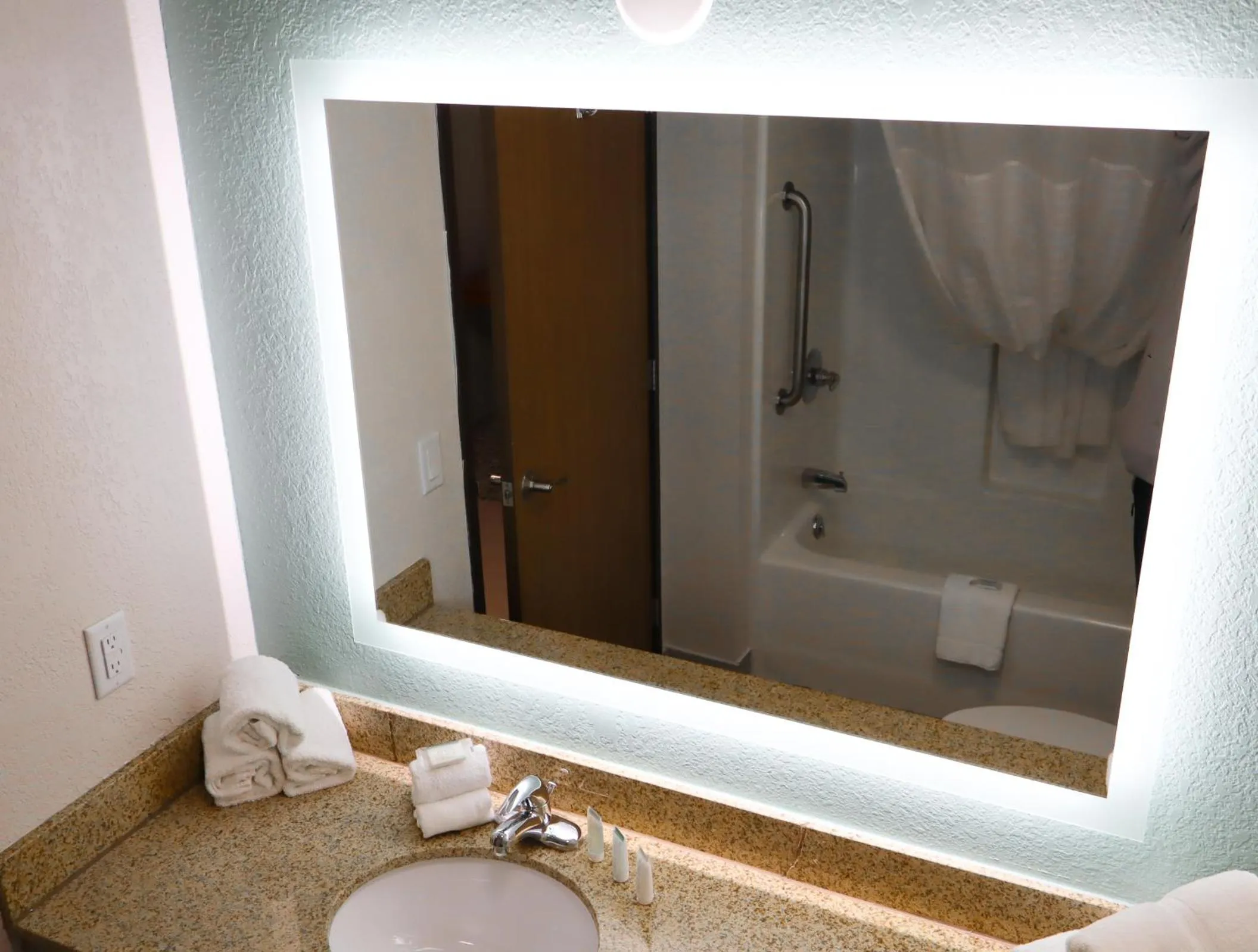 Travelodge by Wyndham Rapid City - Black Hills