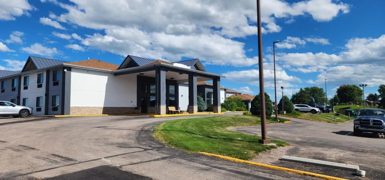 Property Building in Quality Inn & Suites I-90