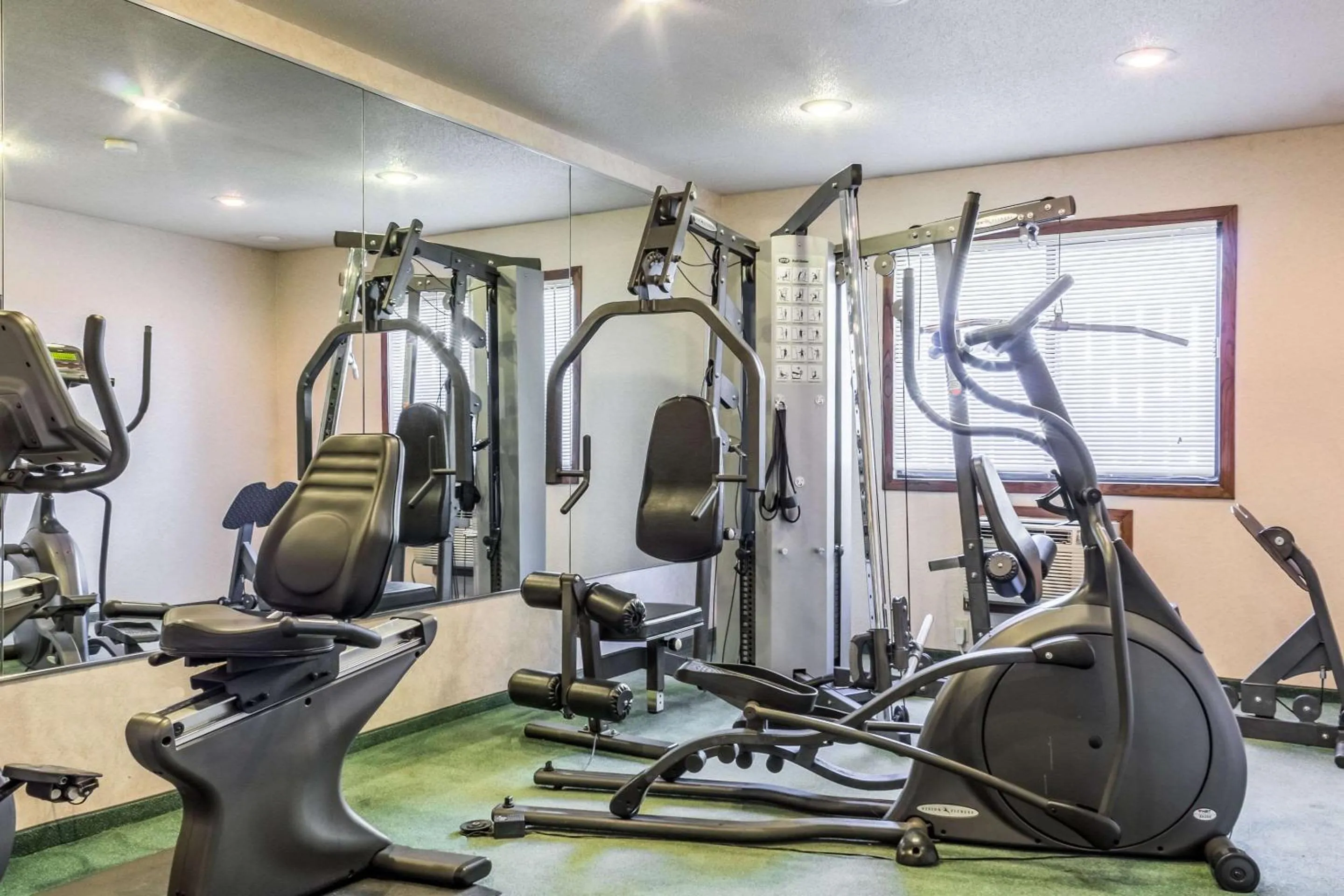 Fitness centre/facilities in Econo Lodge Sioux Falls North