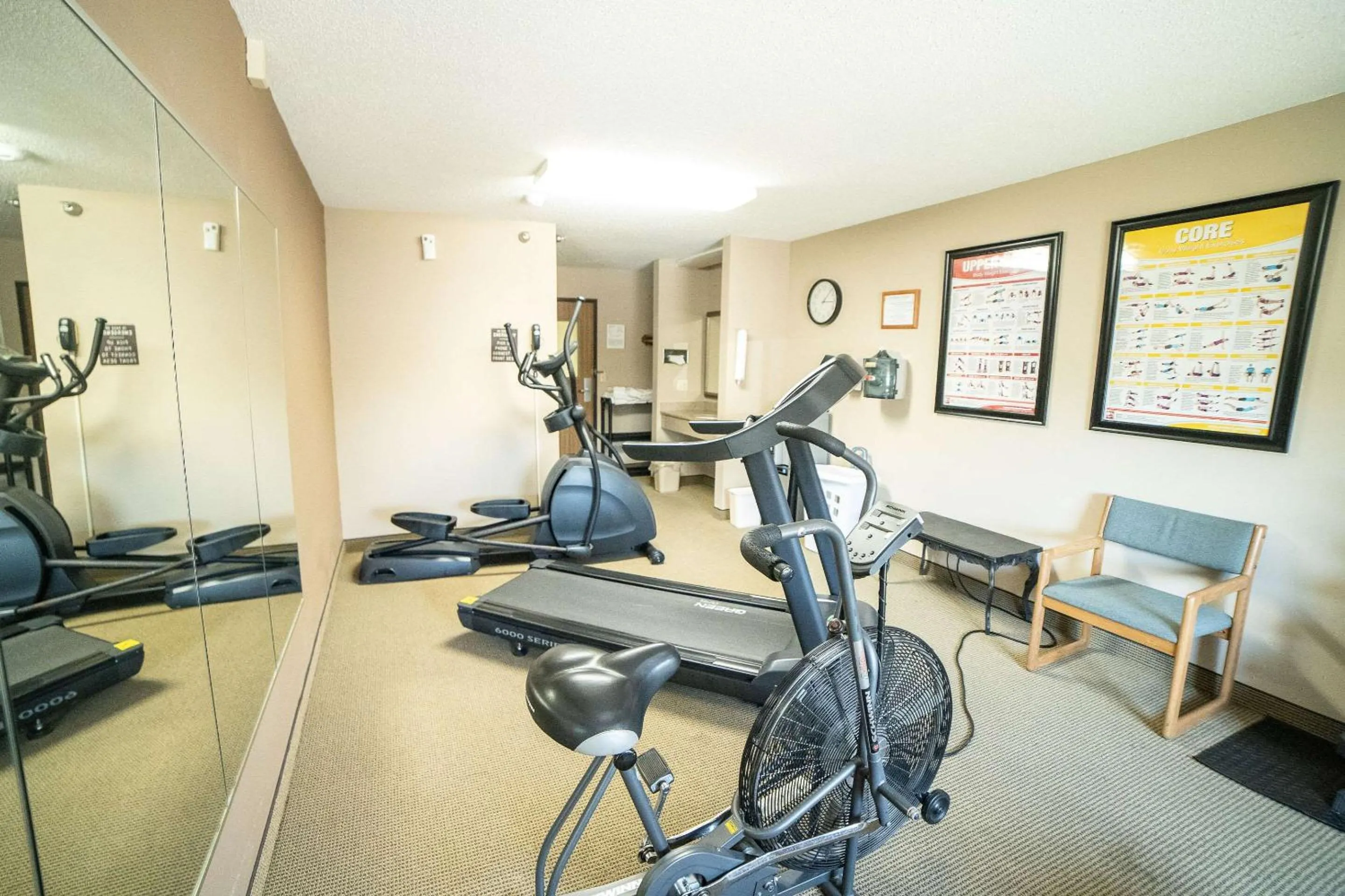 Fitness centre/facilities in Quality Inn & Suites Watertown near Prairie Lakes Ice Arena