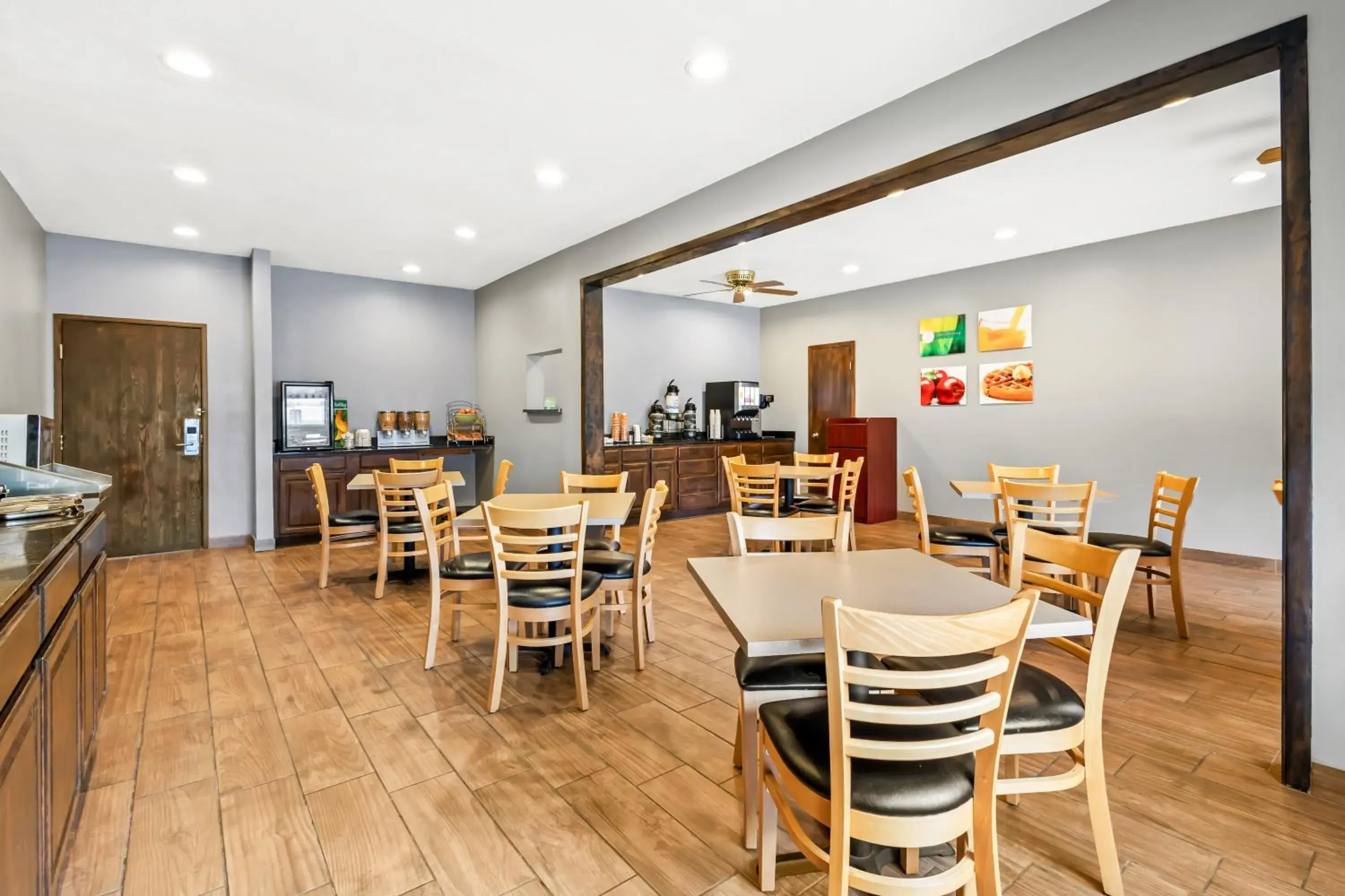 Breakfast in Quality Inn Brookings-University Breakfast in Quality Inn Brookings-University