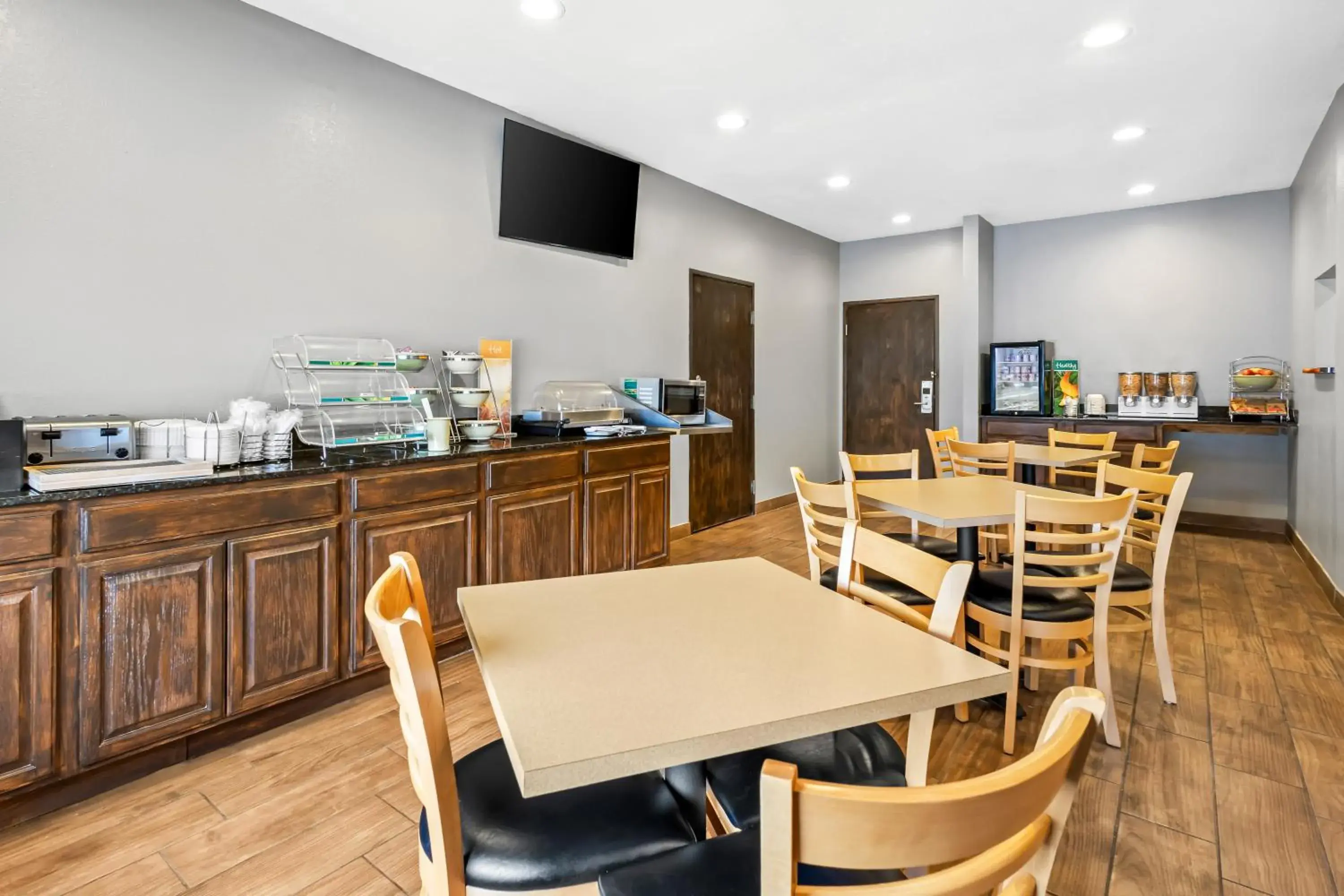 Breakfast in Quality Inn Brookings-University Breakfast in Quality Inn Brookings-University