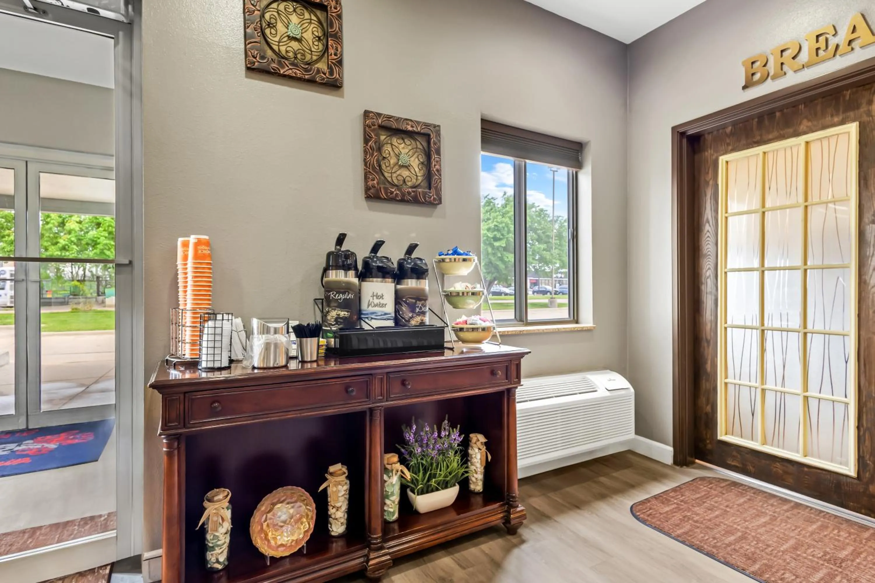 Coffee/tea facilities in Quality Inn Brookings-University